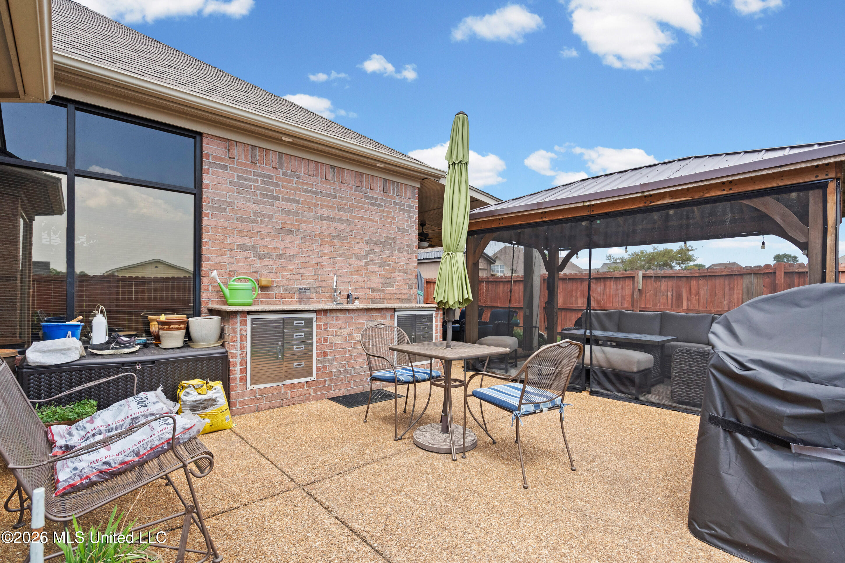 788 Sapphire Avenue Property Photo 7