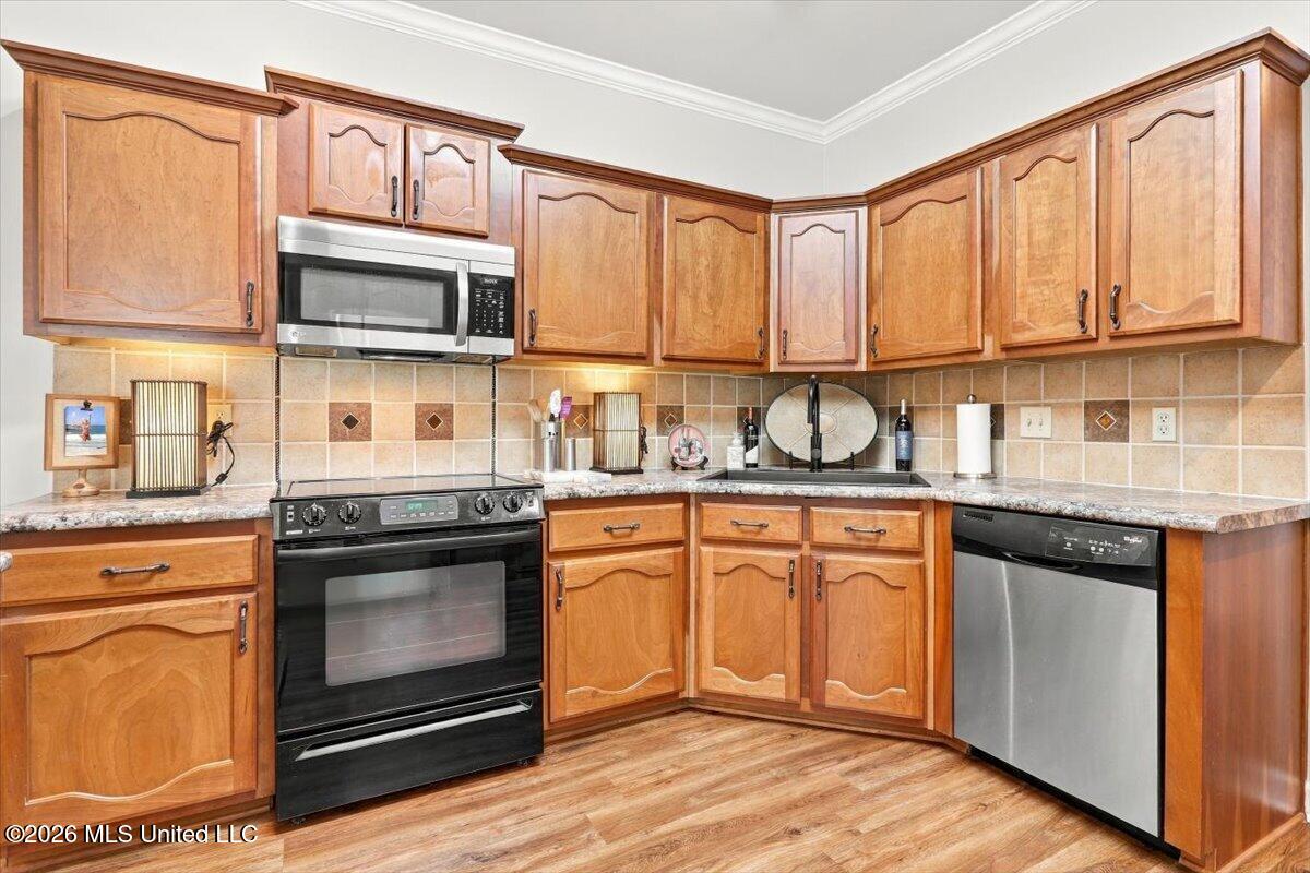 7116 Apache Drive Property Photo 12