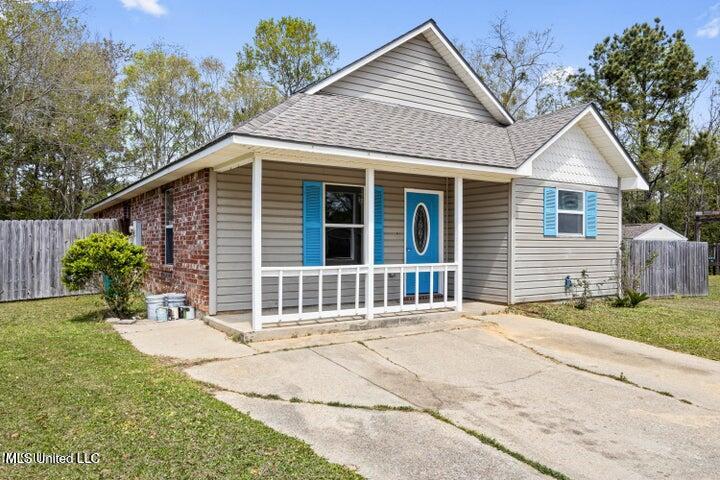 10249 Cottage Court Property Photo 2