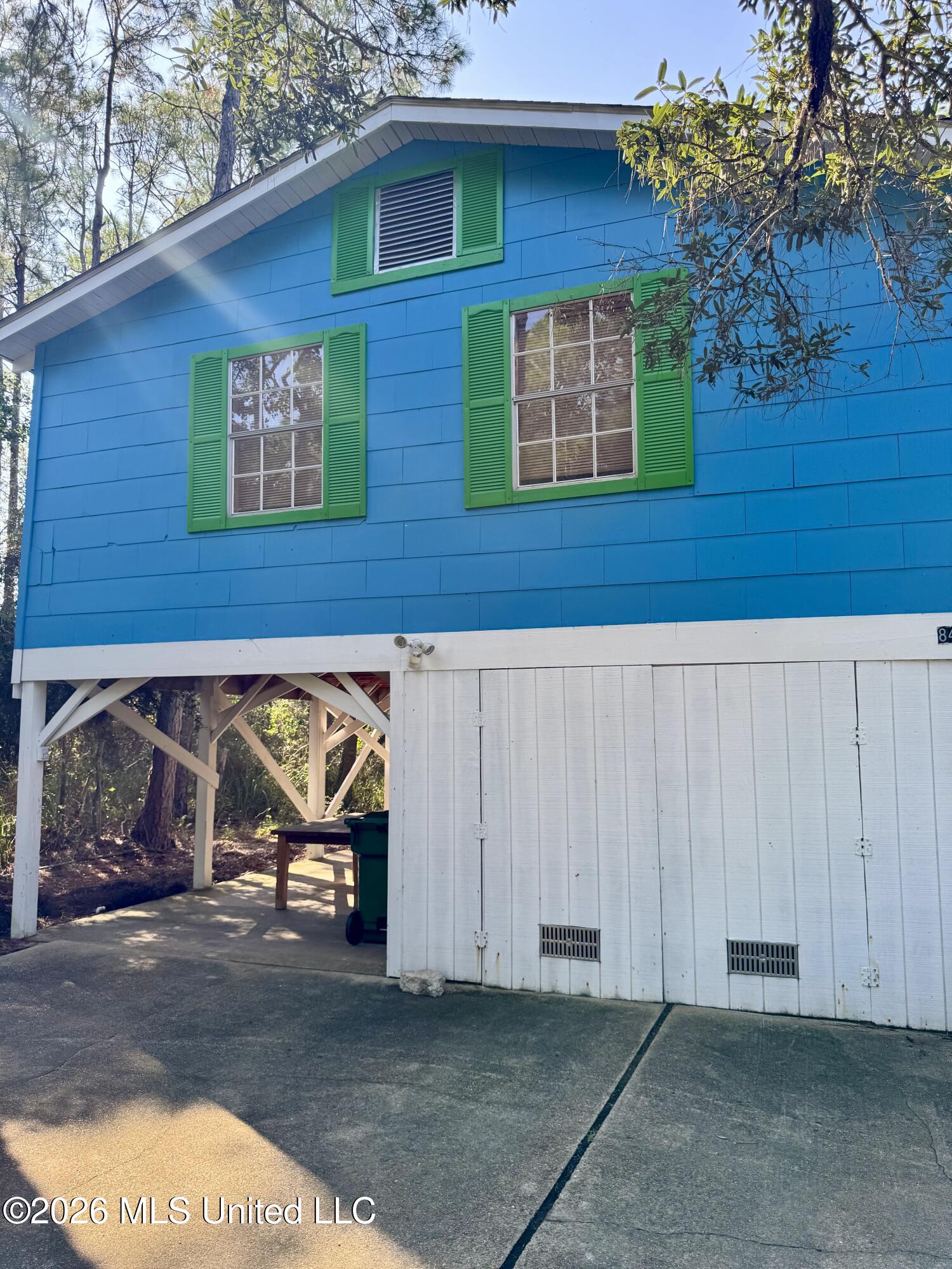 8409 Pickering Forrest Property Photo 3