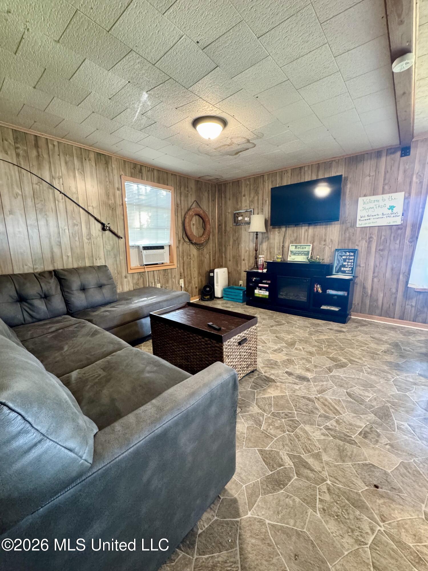 8409 Pickering Forrest Property Photo 17