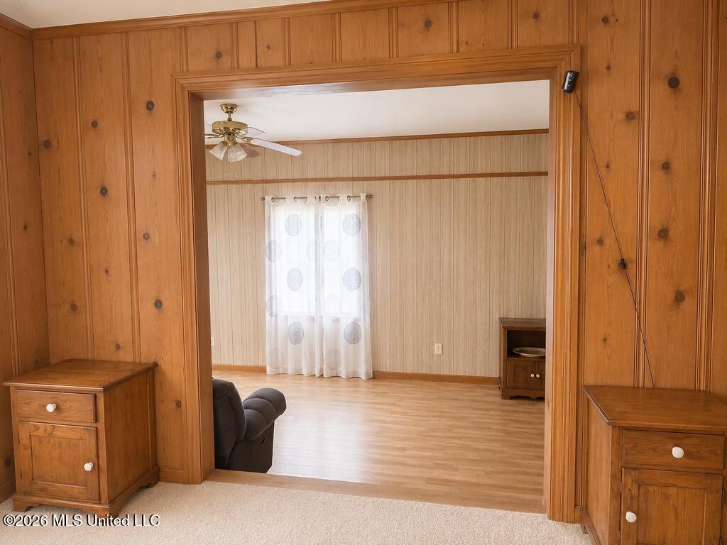 409 Peach Street Property Photo 4