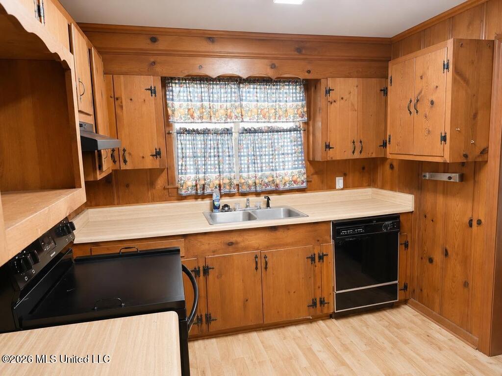 409 Peach Street Property Photo 7