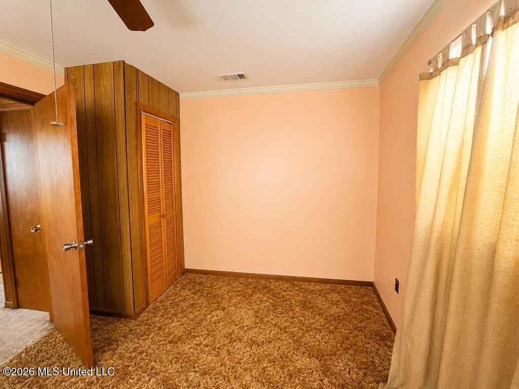 409 Peach Street Property Photo 13