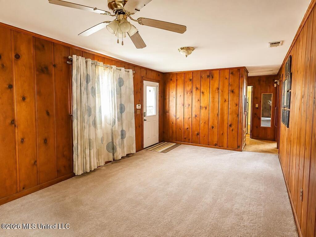 409 Peach Street Property Photo 16