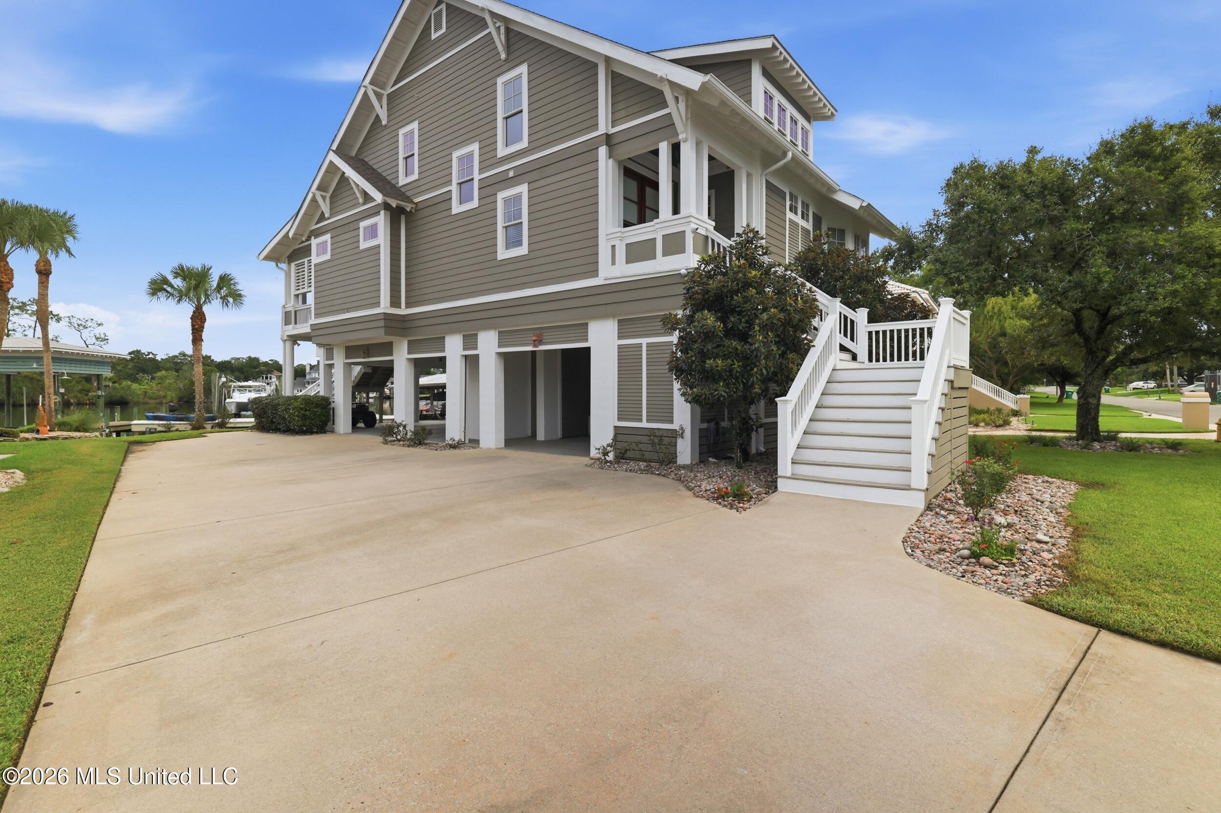 68 Bayou Circle Property Photo 2
