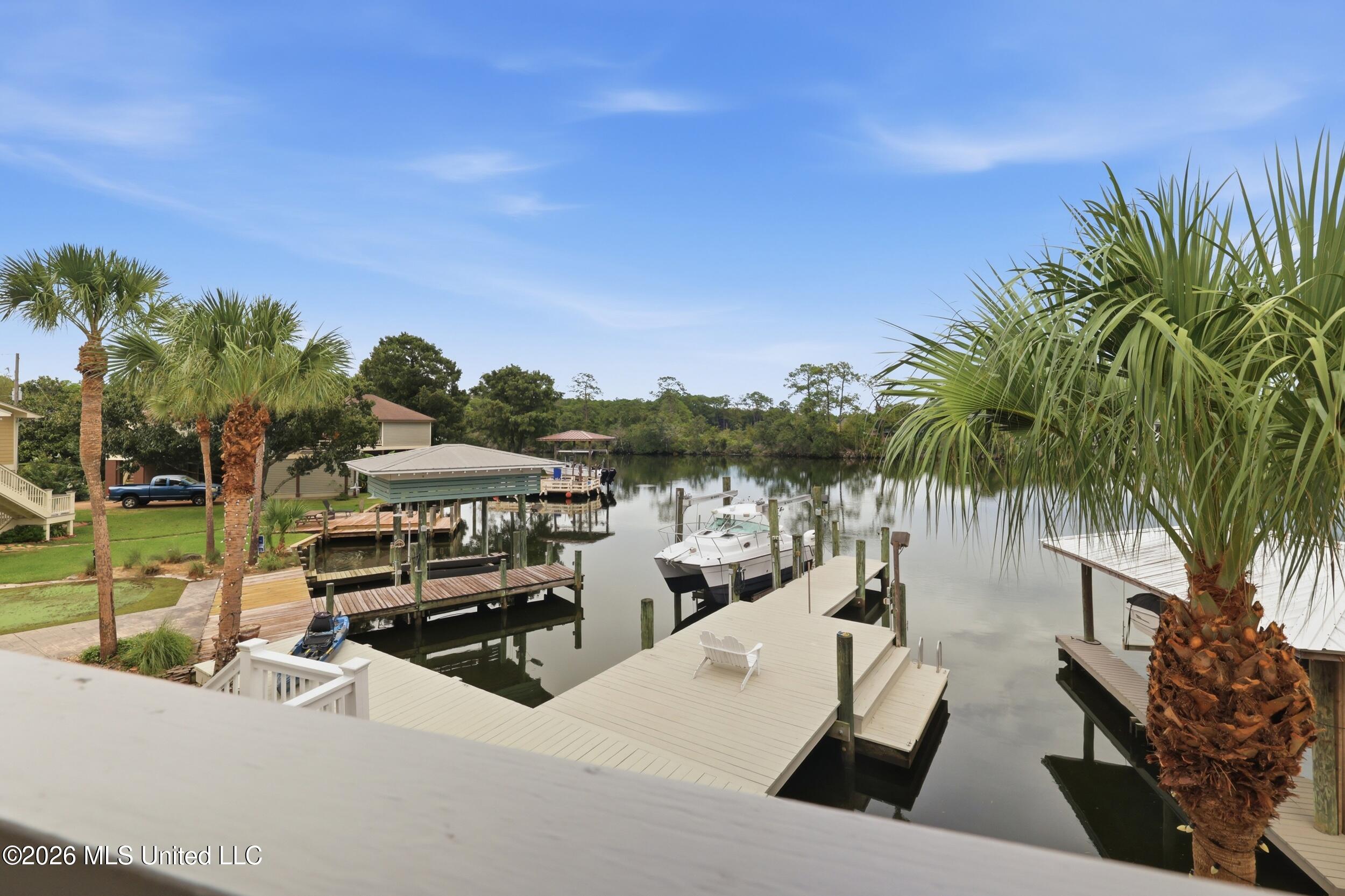 68 Bayou Circle Property Photo 5