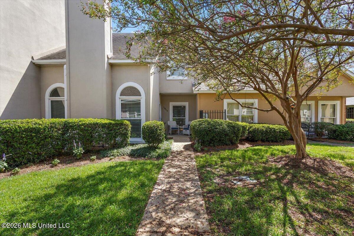 1012 Bayridge Drive Property Photo 1