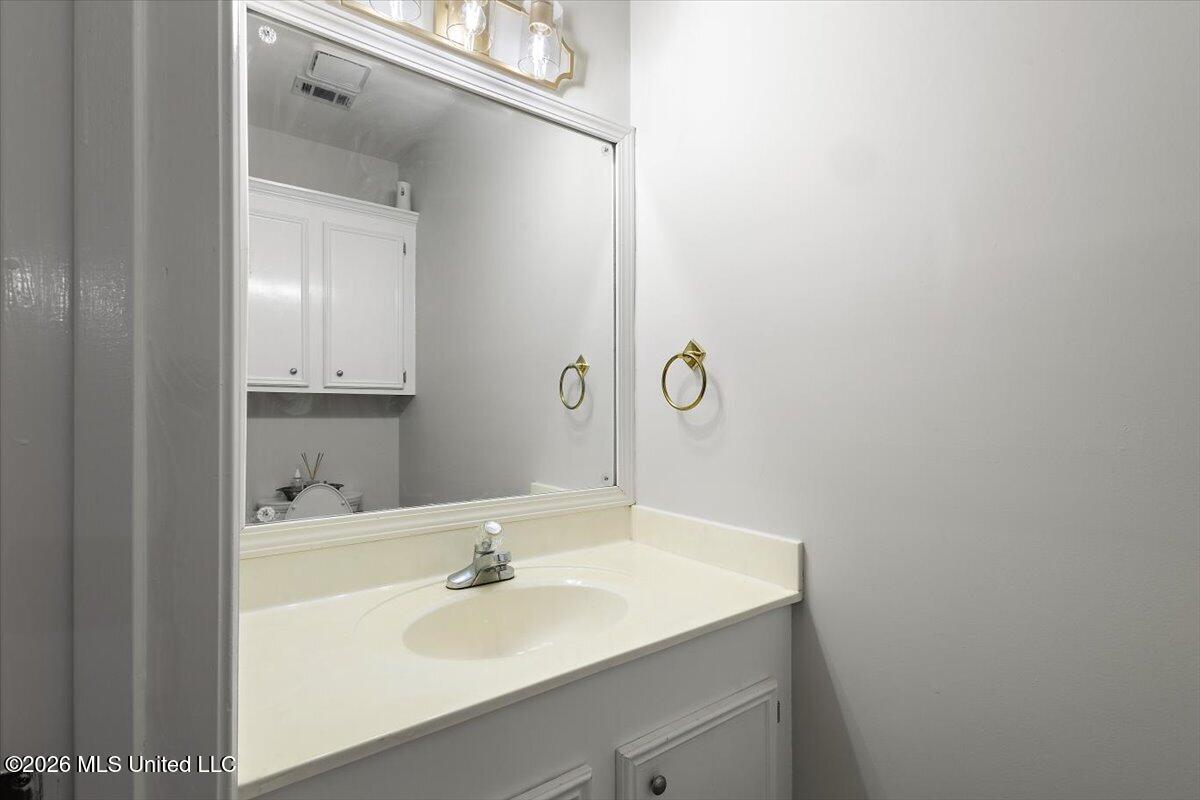 1012 Bayridge Drive Property Photo 15