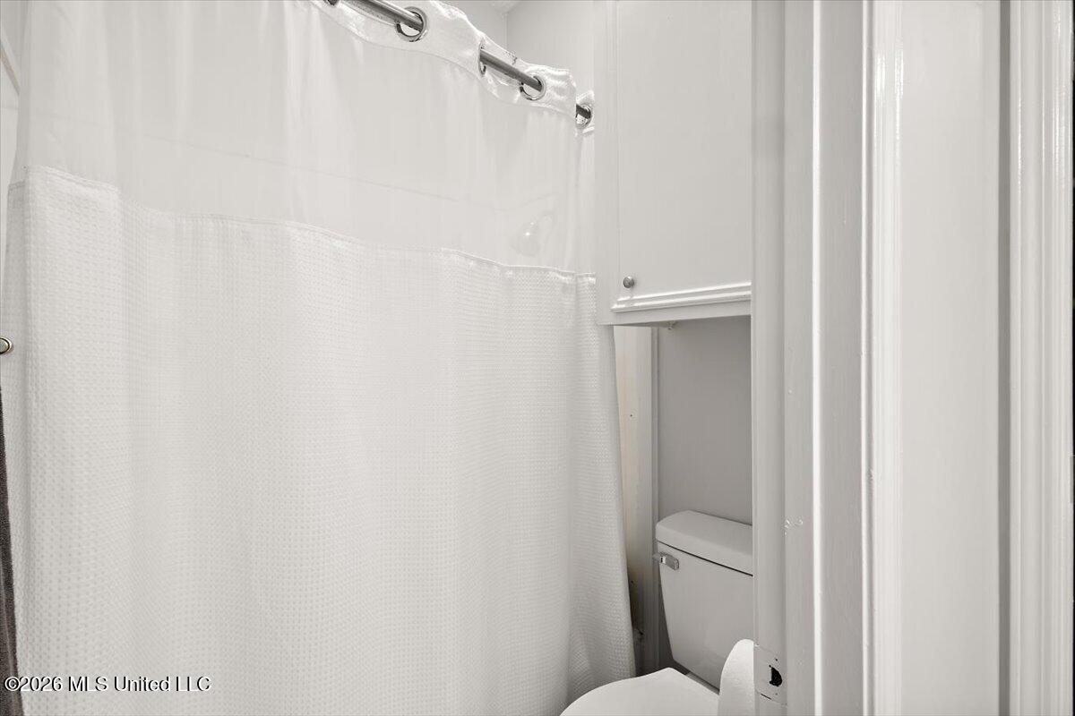 1012 Bayridge Drive Property Photo 21