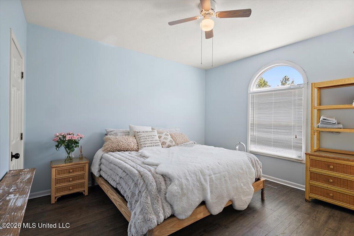 1012 Bayridge Drive Property Photo 24