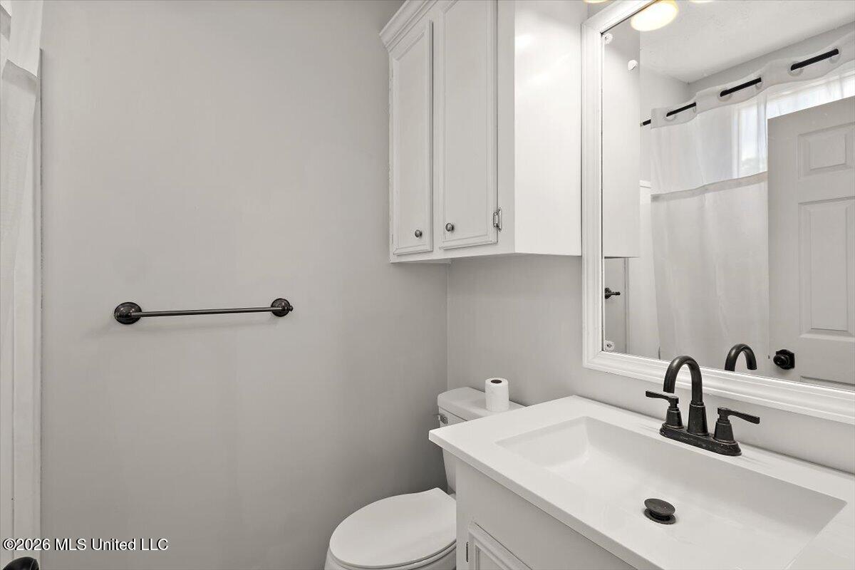 1012 Bayridge Drive Property Photo 26