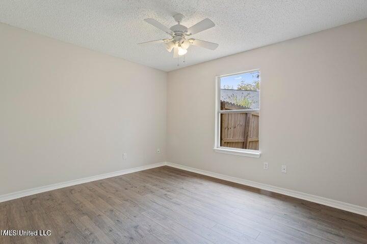 10249 Cottage Court Property Photo 15