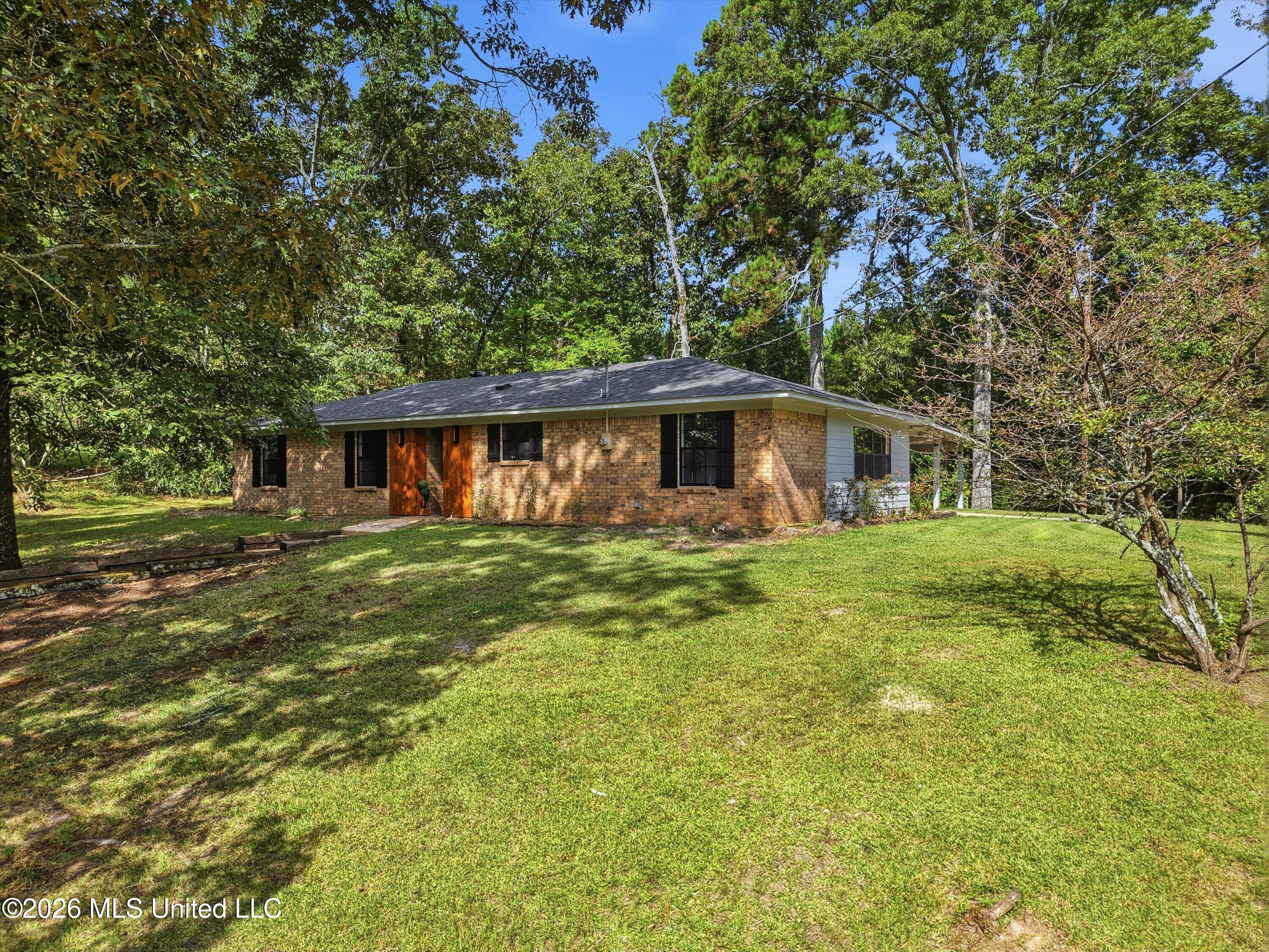 317 Martin Road Property Photo 3