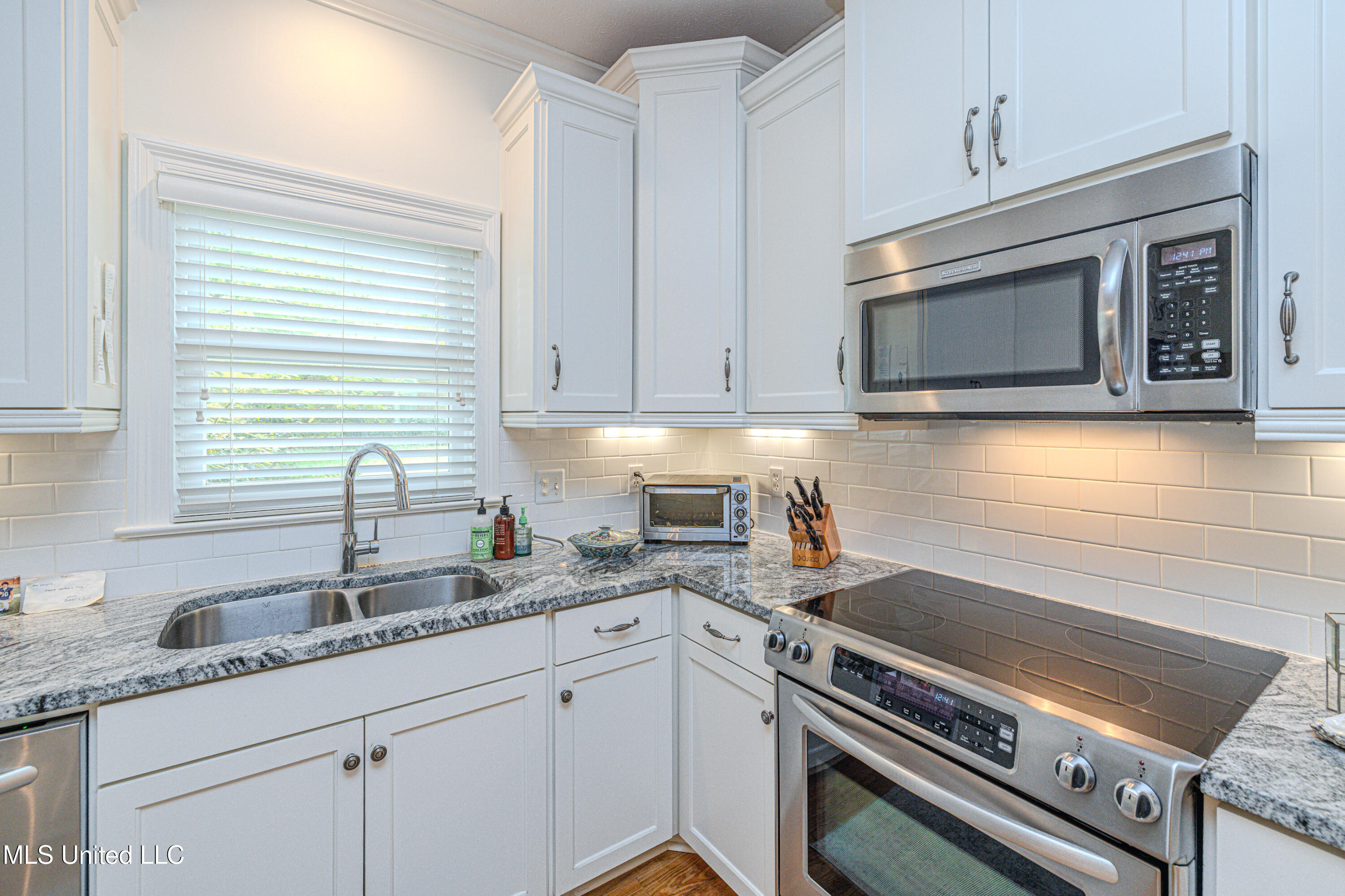 102 Westfield Road Property Photo 11