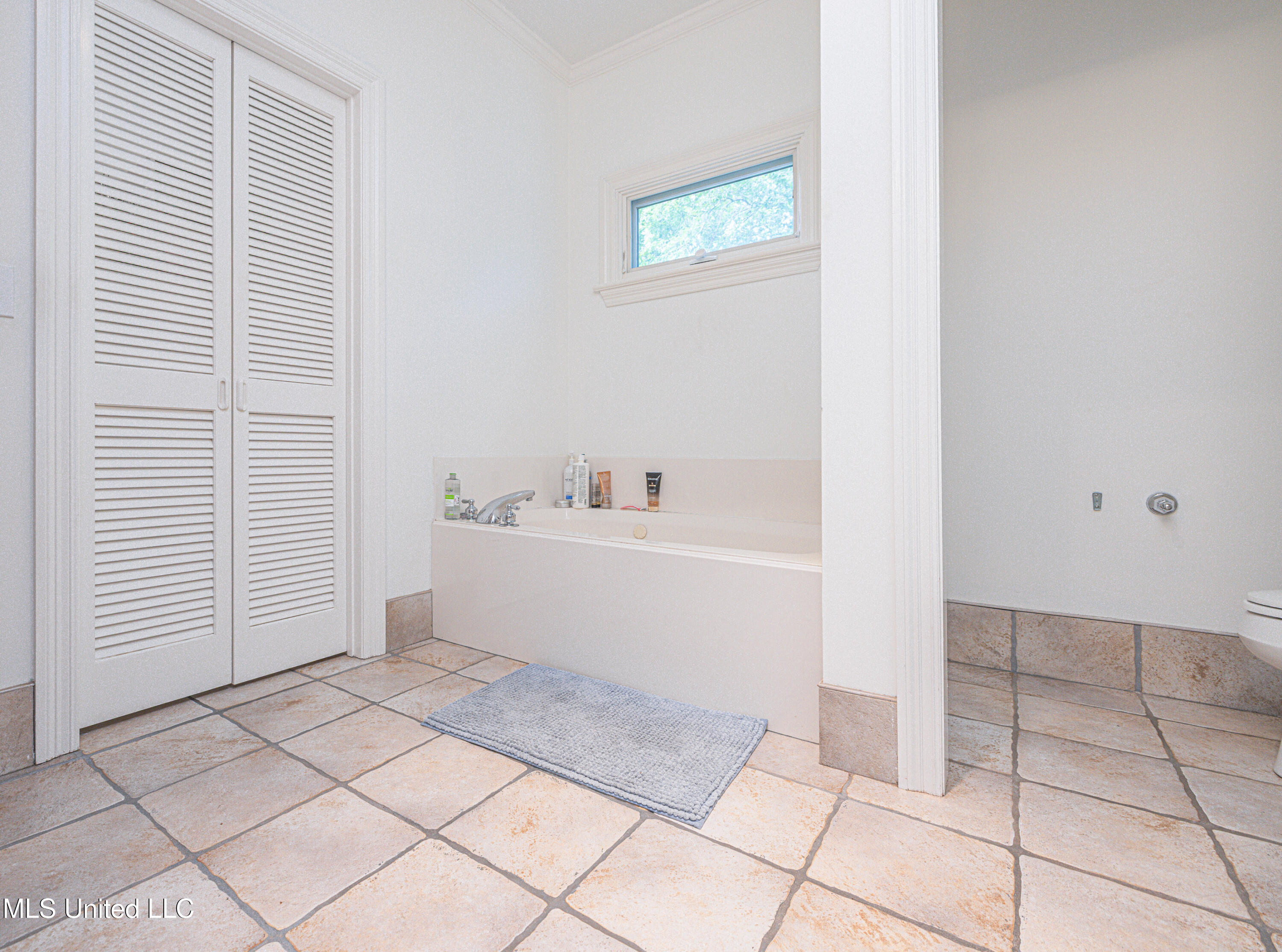 102 Westfield Road Property Photo 23