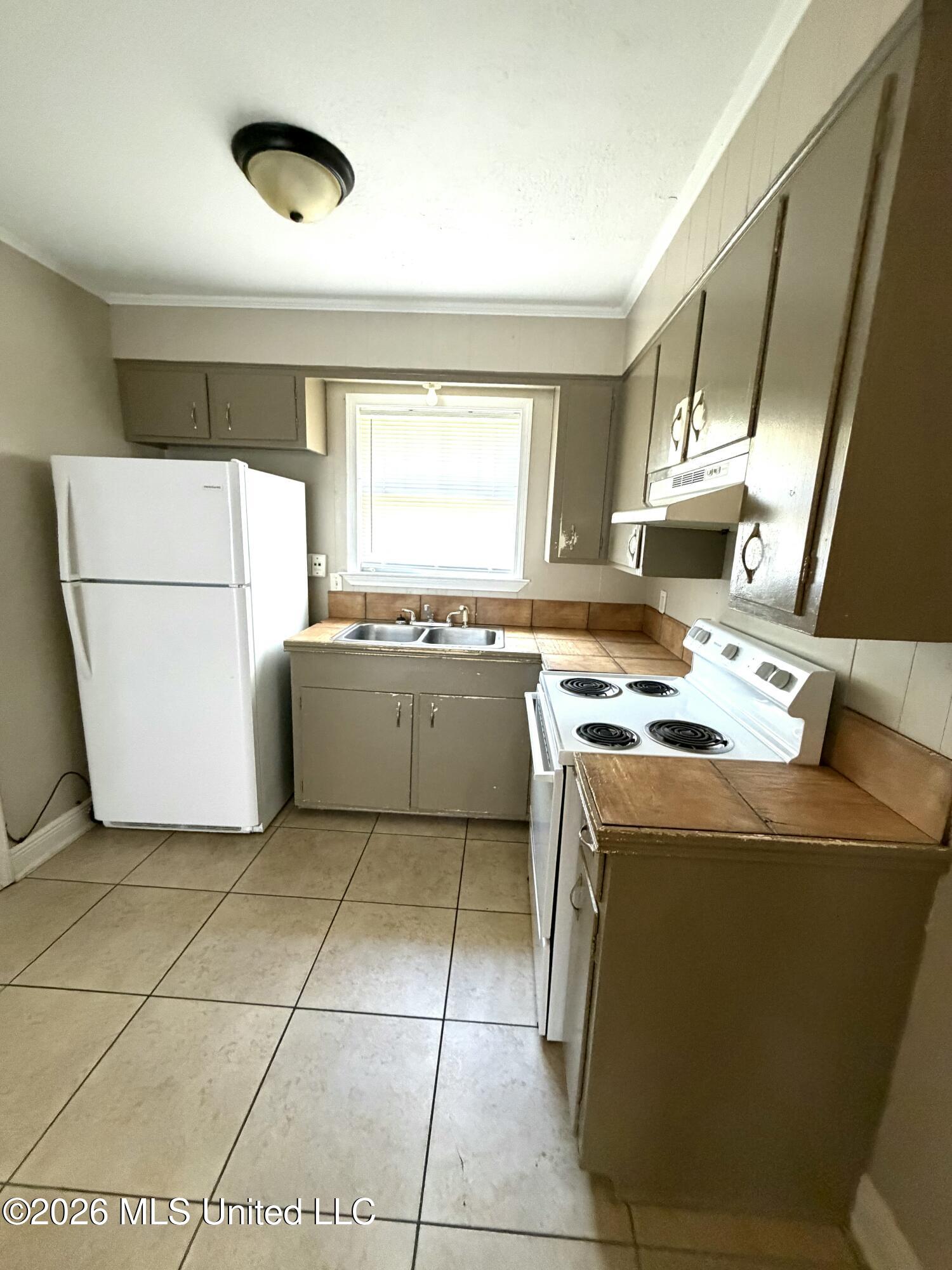 1705 18th Avenue Property Photo 4