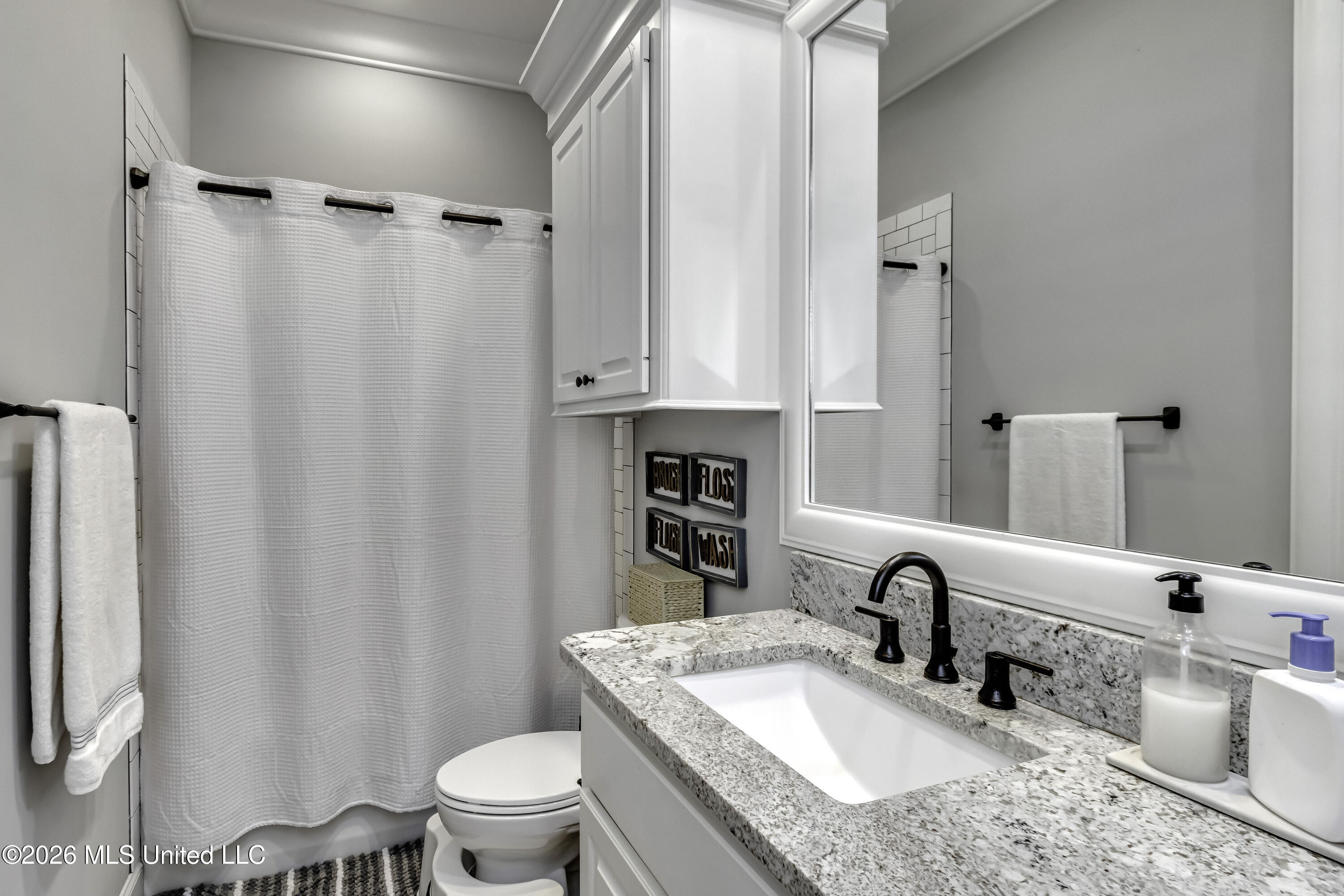 109 Camden Way Property Photo 33