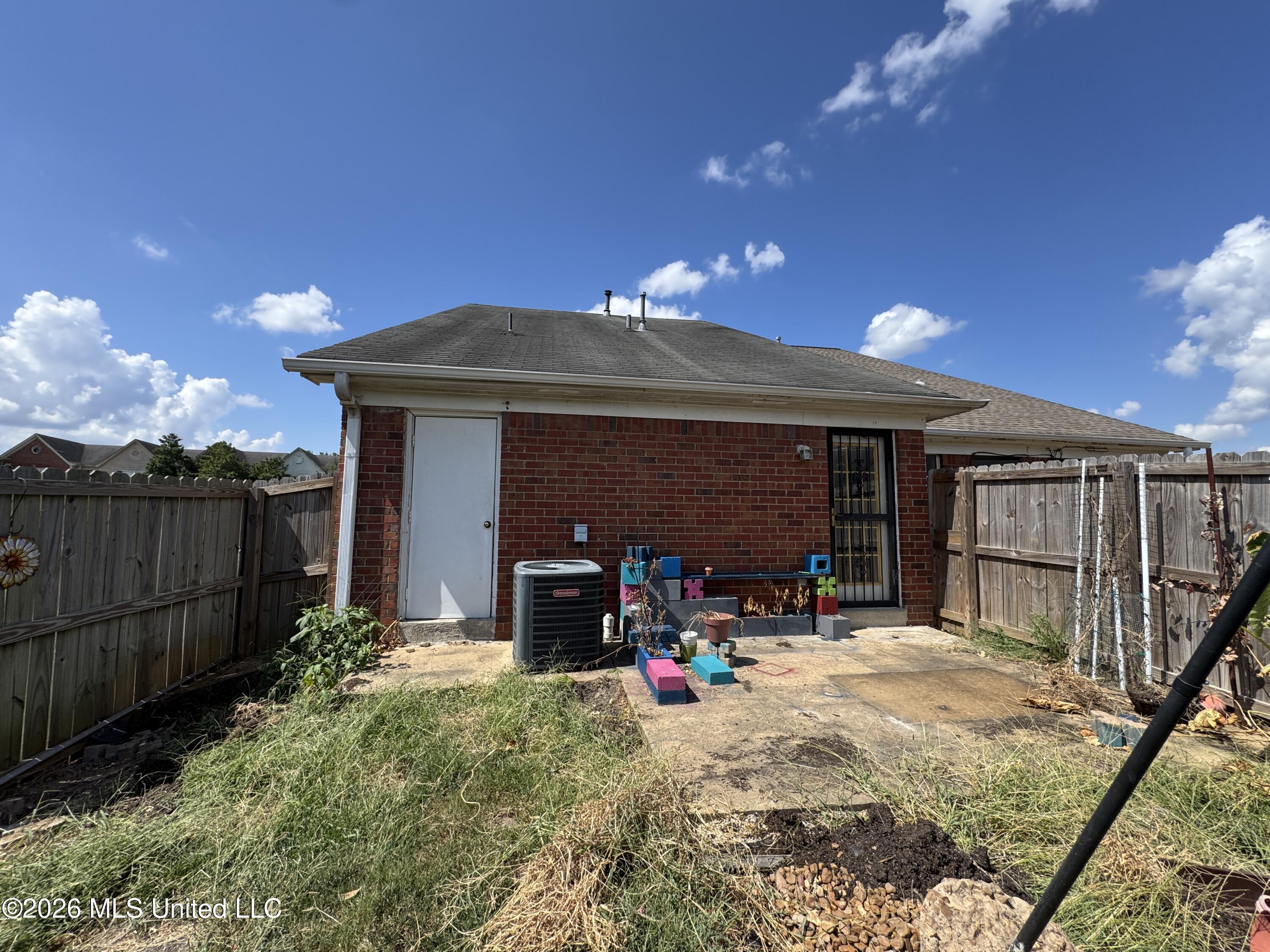 7368 Perrin Lane Property Photo 13
