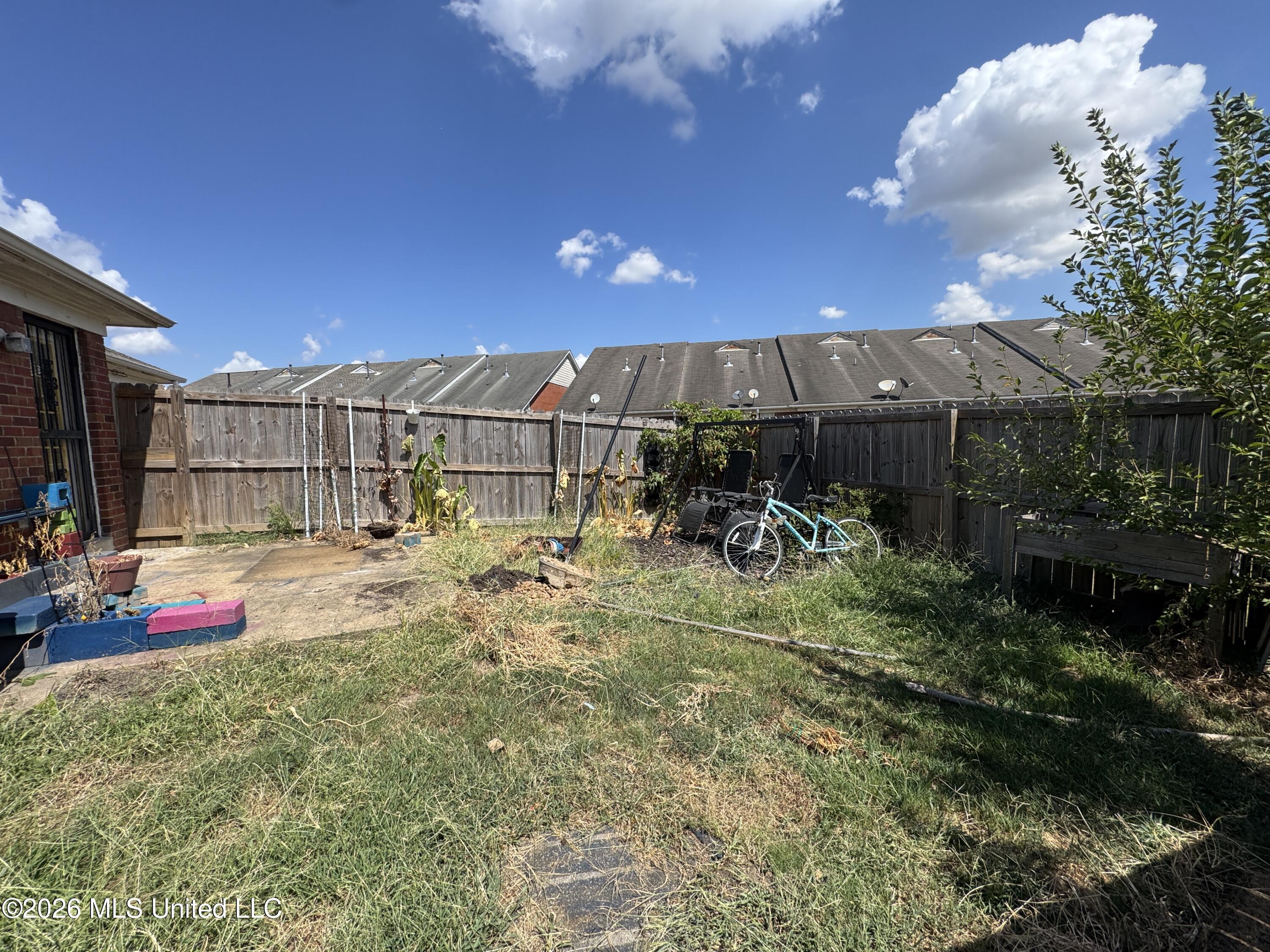 7368 Perrin Lane Property Photo 14