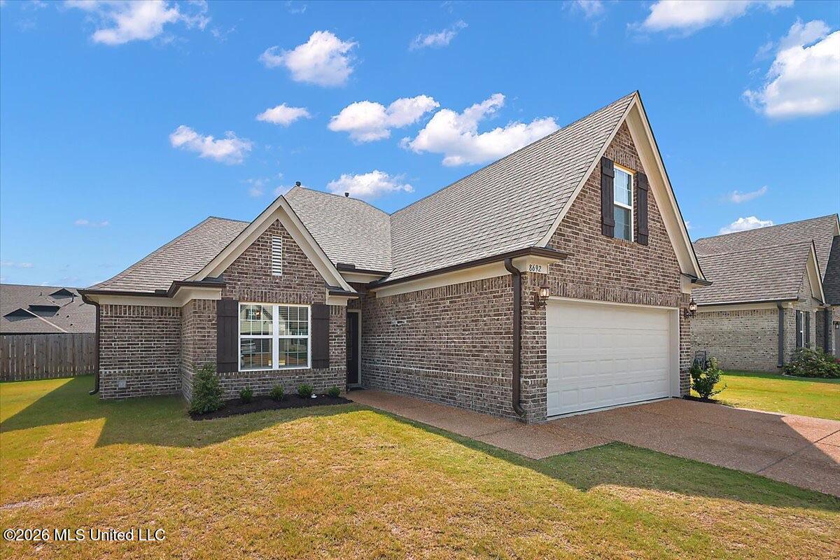8692 Hayes Drive Property Photo 2