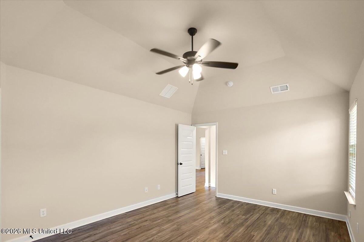 8692 Hayes Drive Property Photo 14