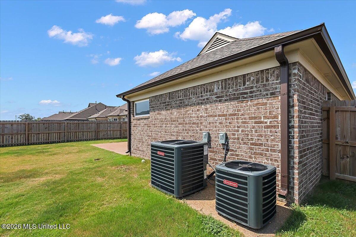8692 Hayes Drive Property Photo 28