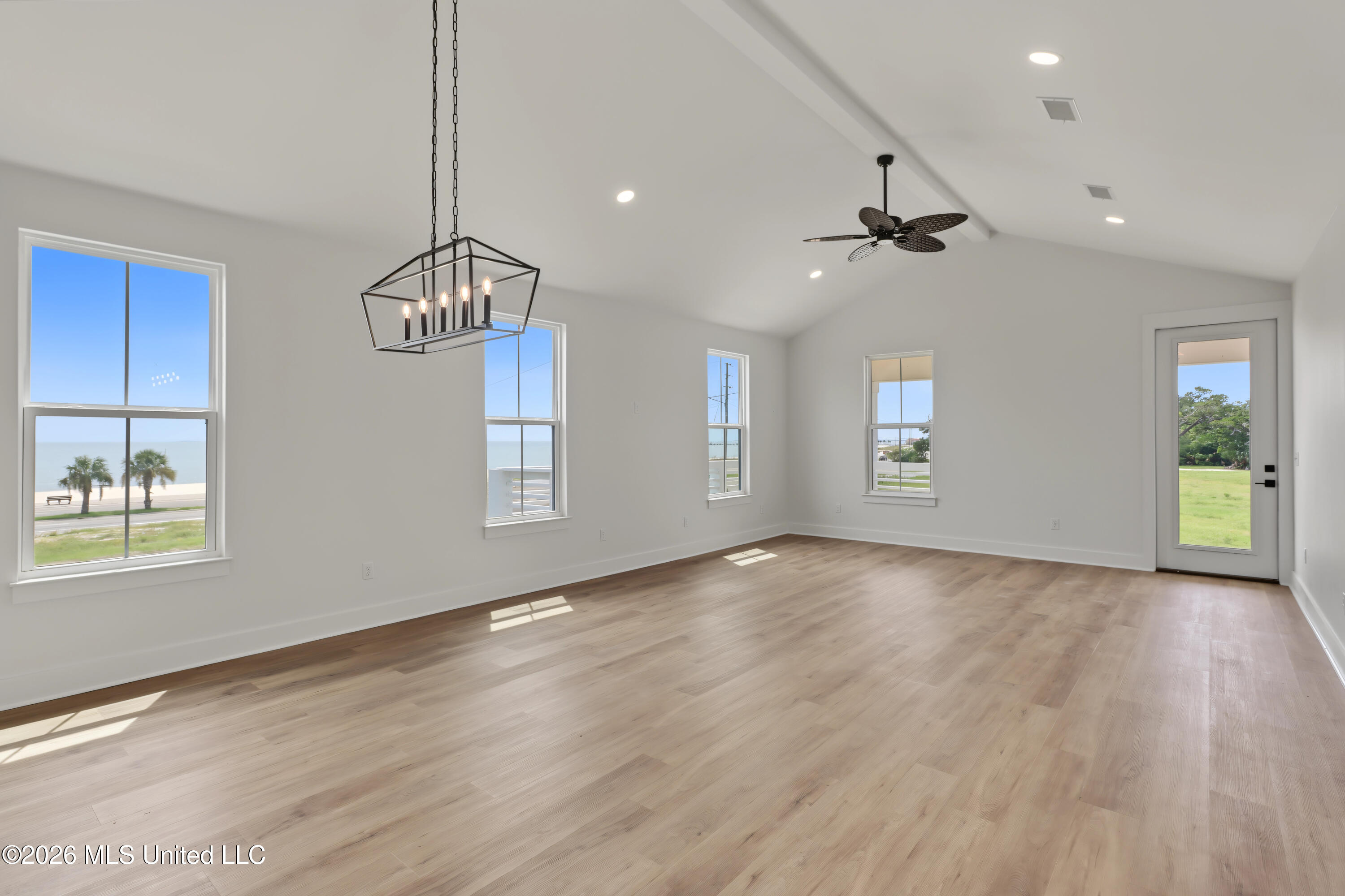112 Tegarden Road Property Photo 11