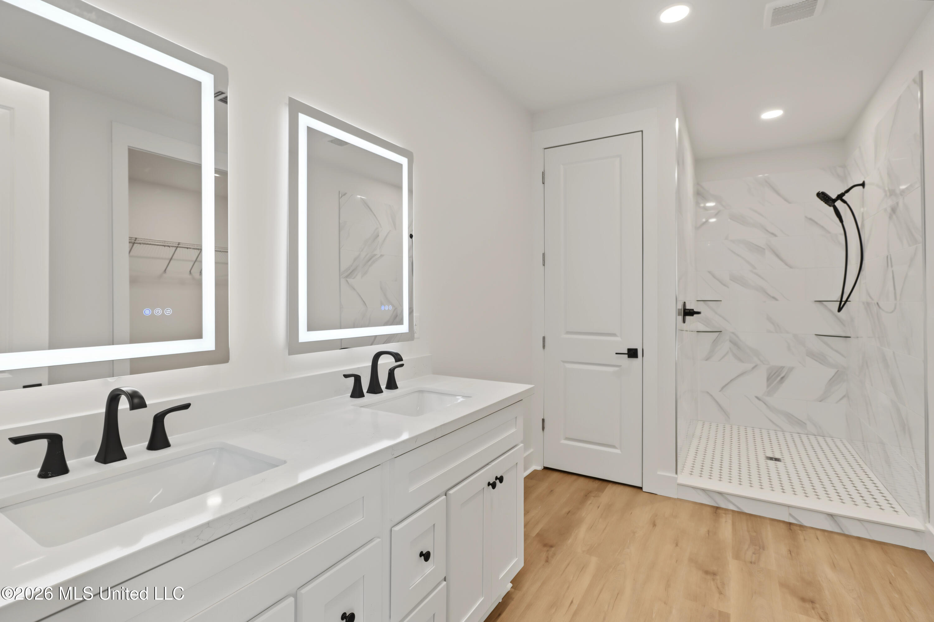 112 Tegarden Road Property Photo 23