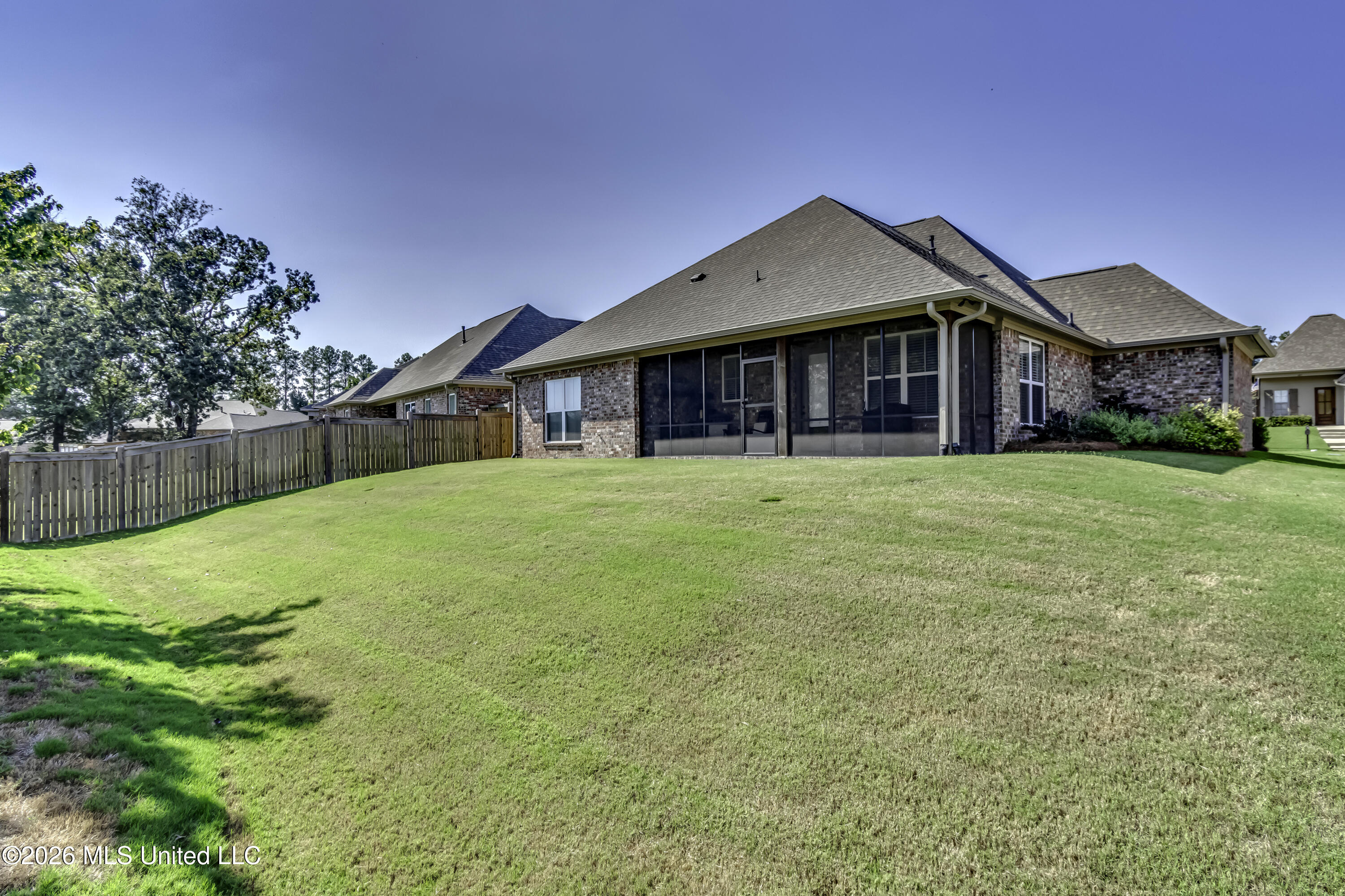 106 Saint Martin Street Property Photo 4