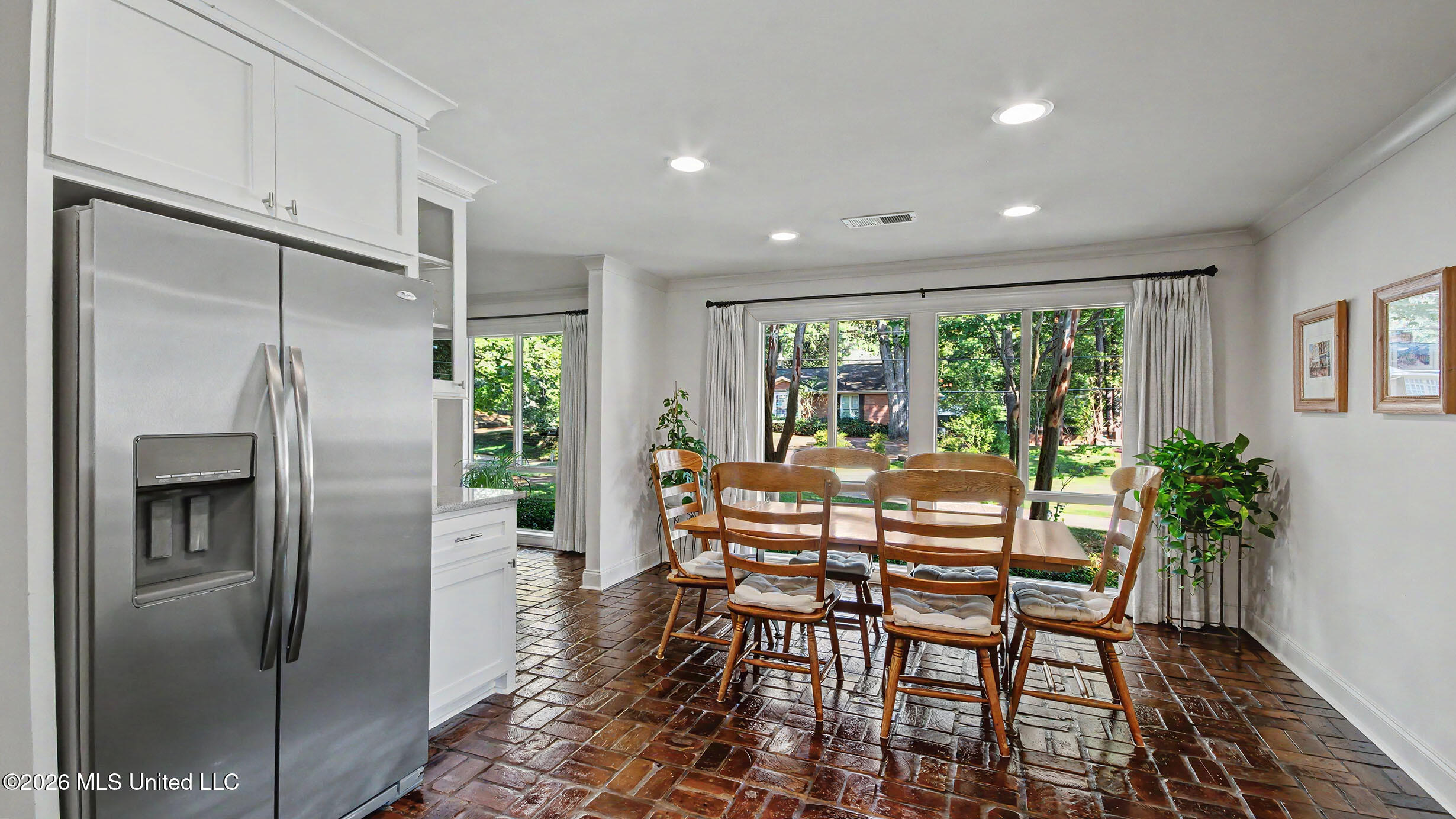 1955 Douglass Drive Property Photo 12