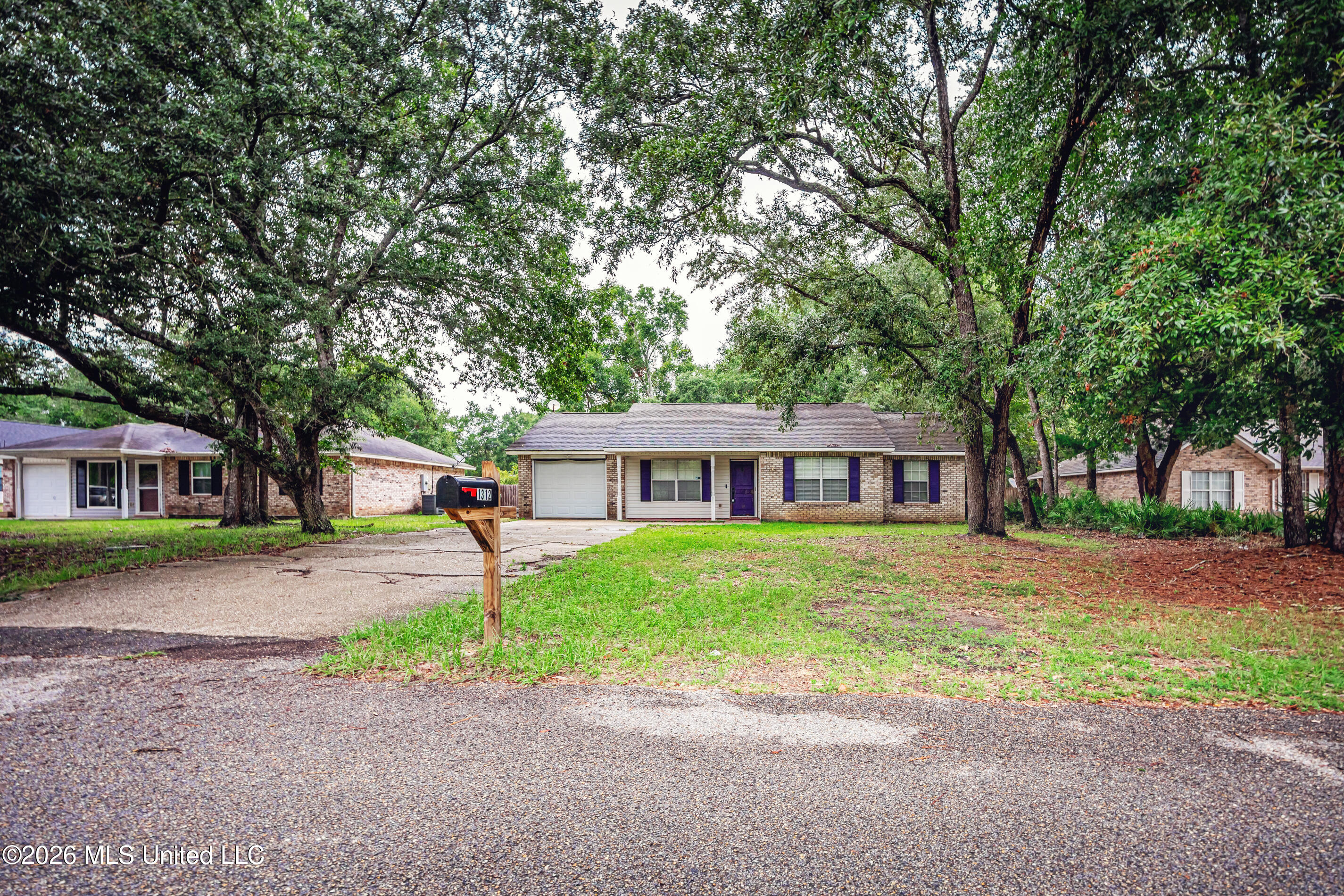 1312 Willow Street Property Photo 2
