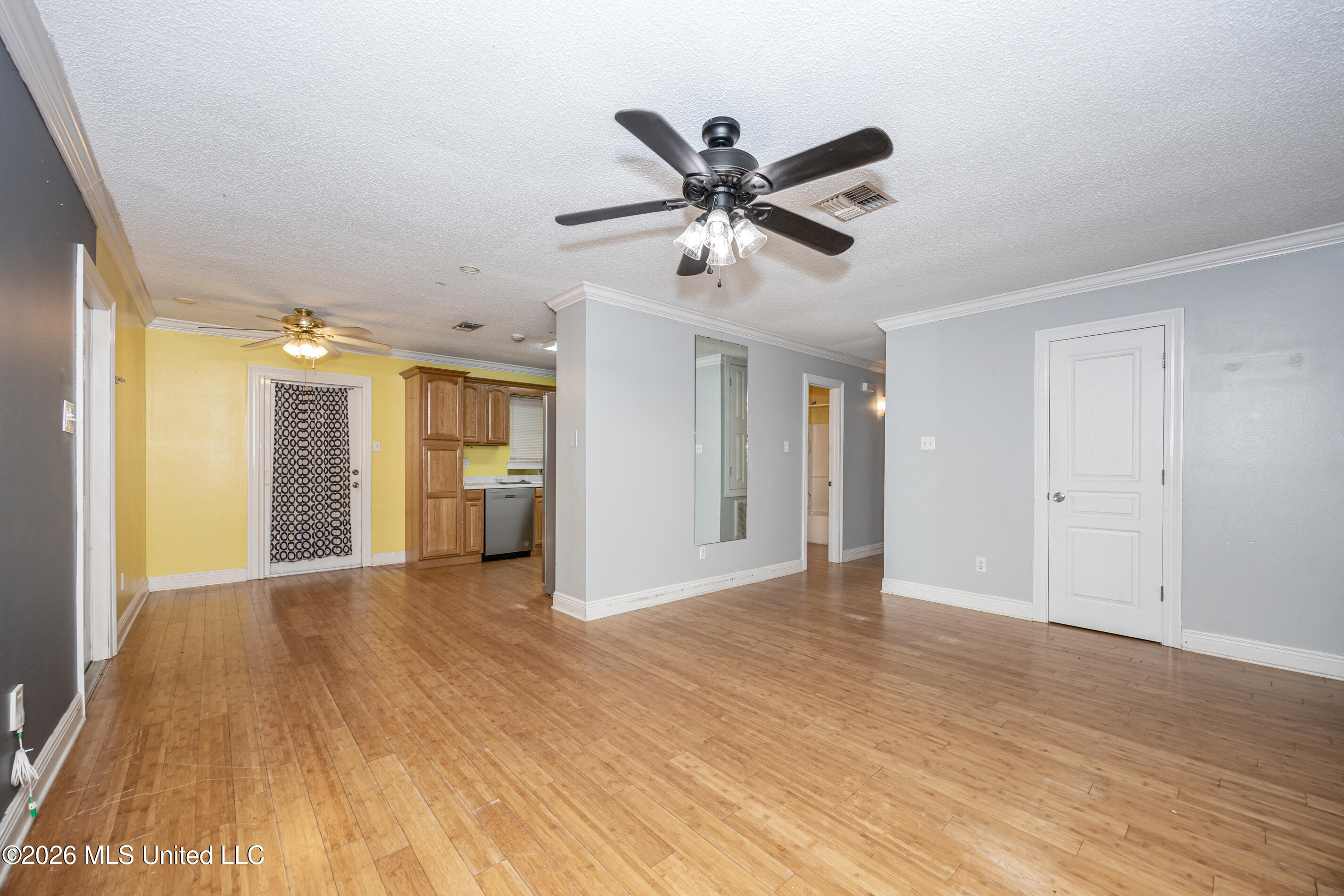 1312 Willow Street Property Photo 8