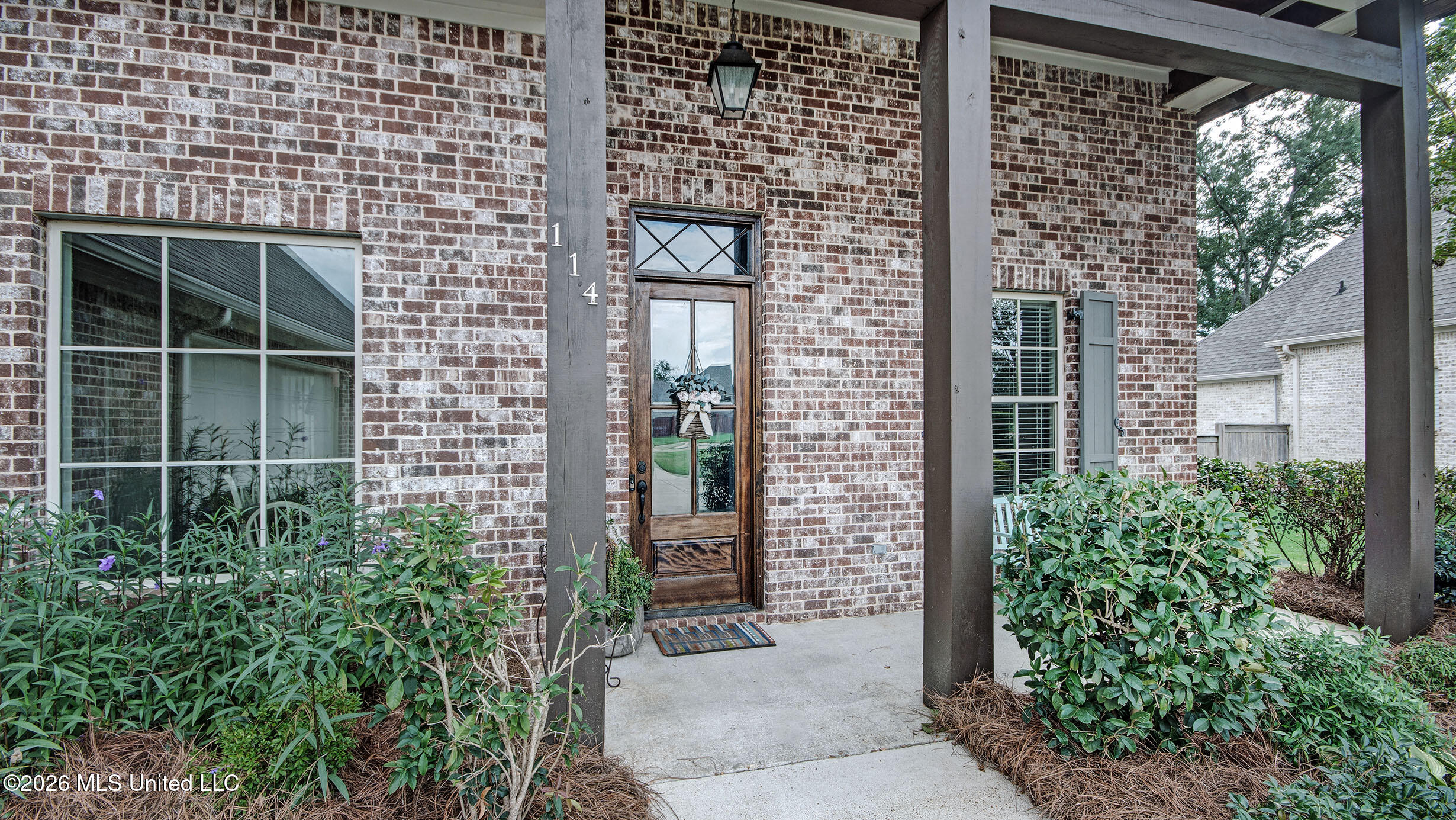 114 First Colony Boulevard Property Photo 4