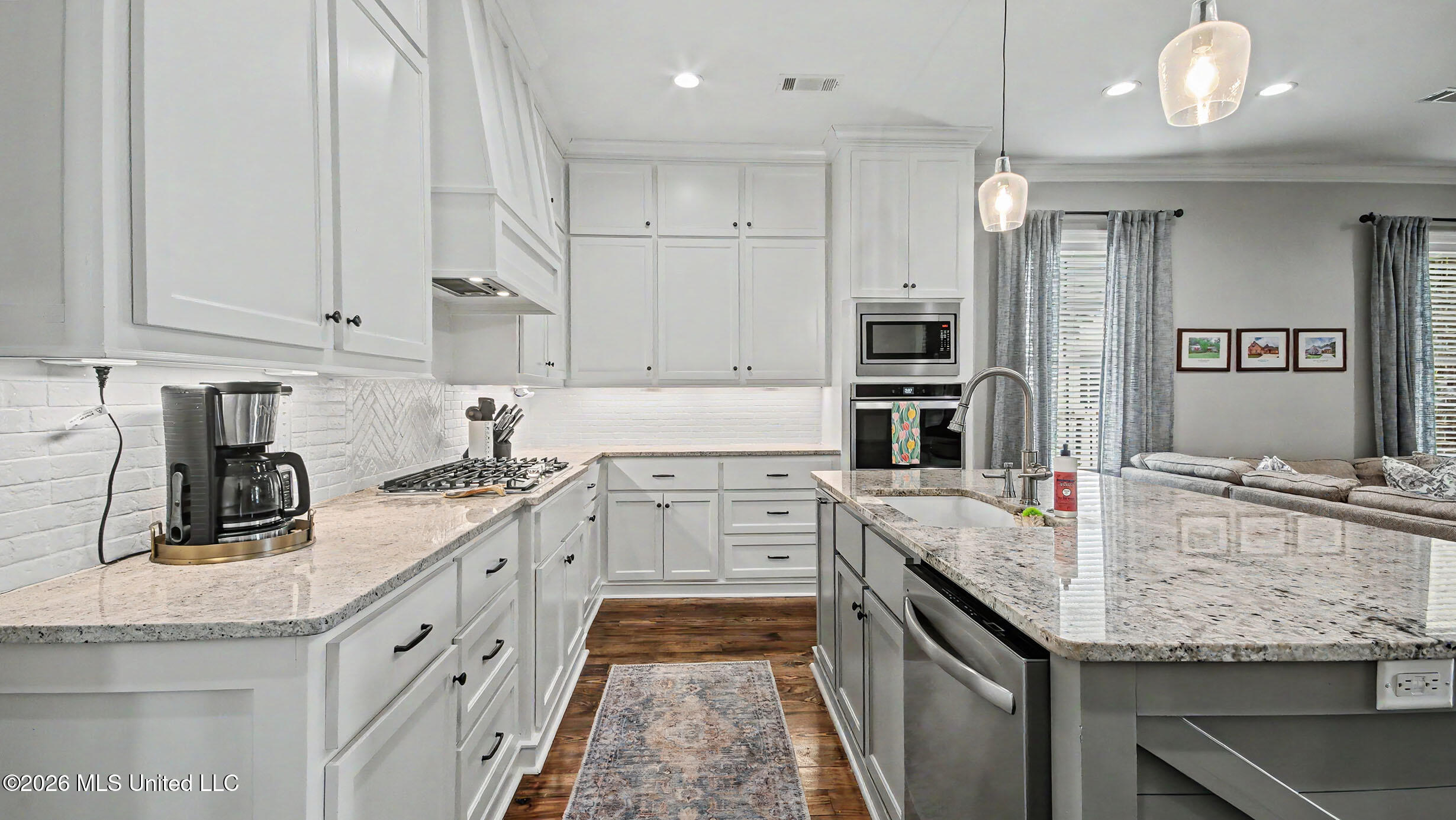 114 First Colony Boulevard Property Photo 12