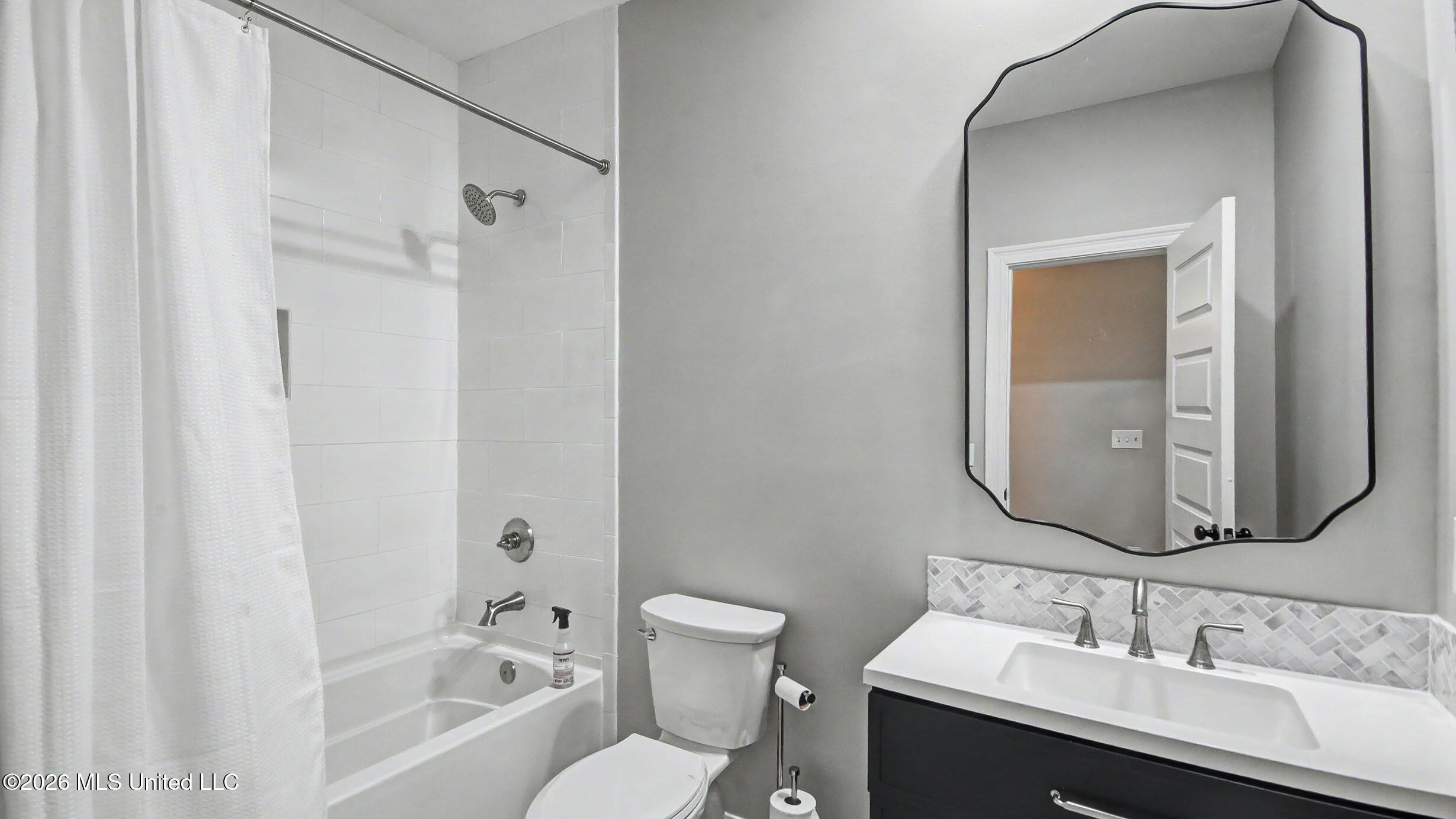 114 First Colony Boulevard Property Photo 31