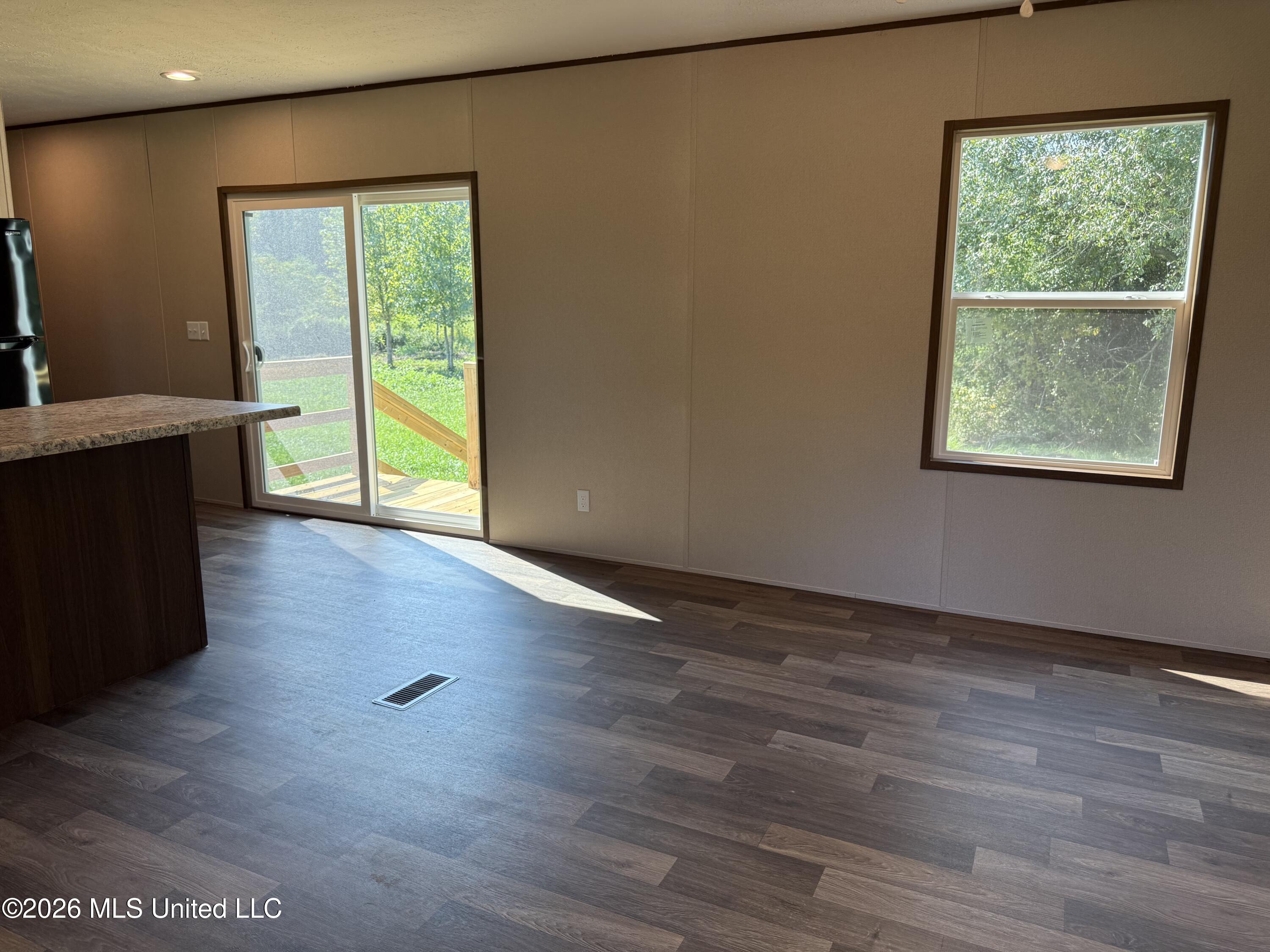 232 Enon Sartinville Road Property Photo 9