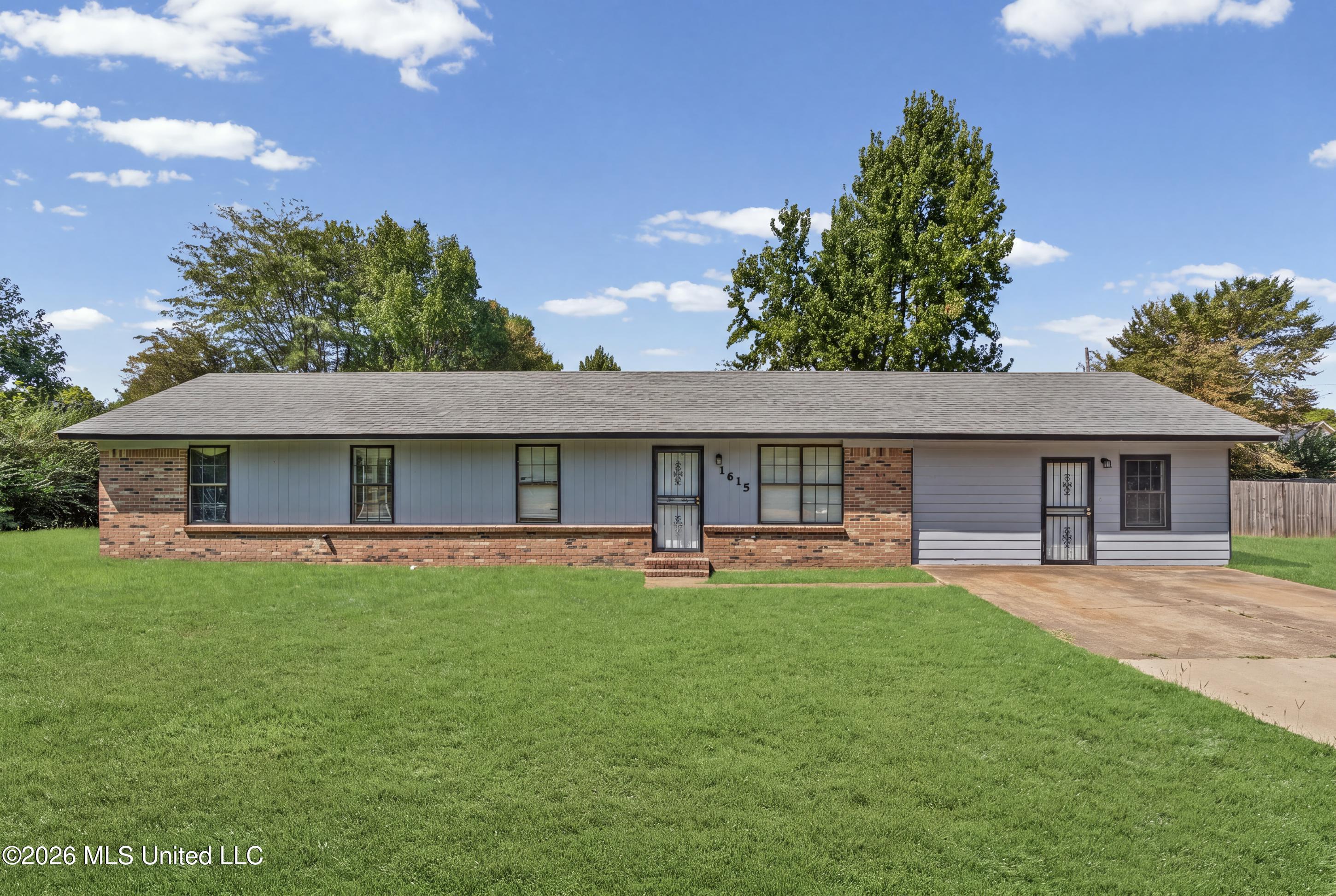 1615 Mcingvale Road Property Photo 1