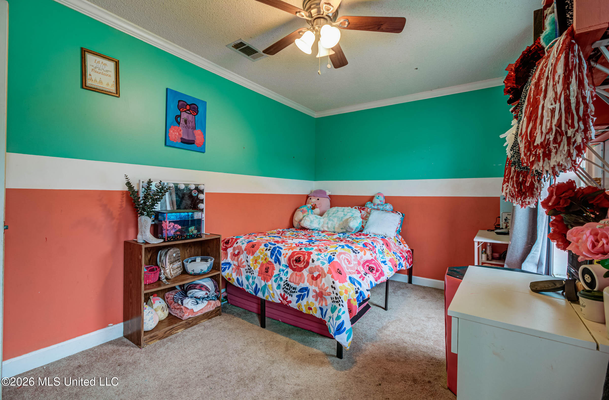 19116 Crestwick Street Property Photo 10