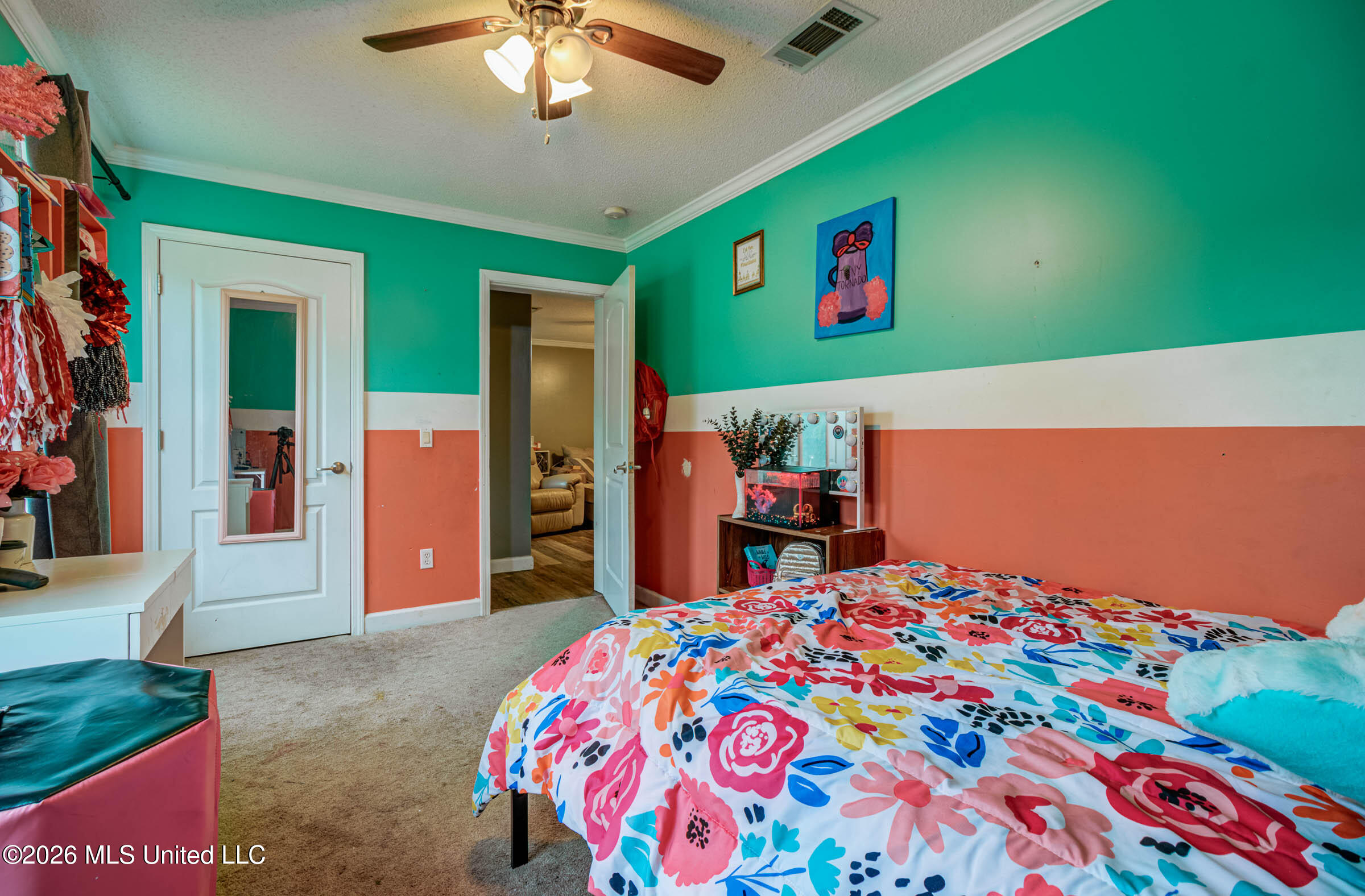 19116 Crestwick Street Property Photo 11