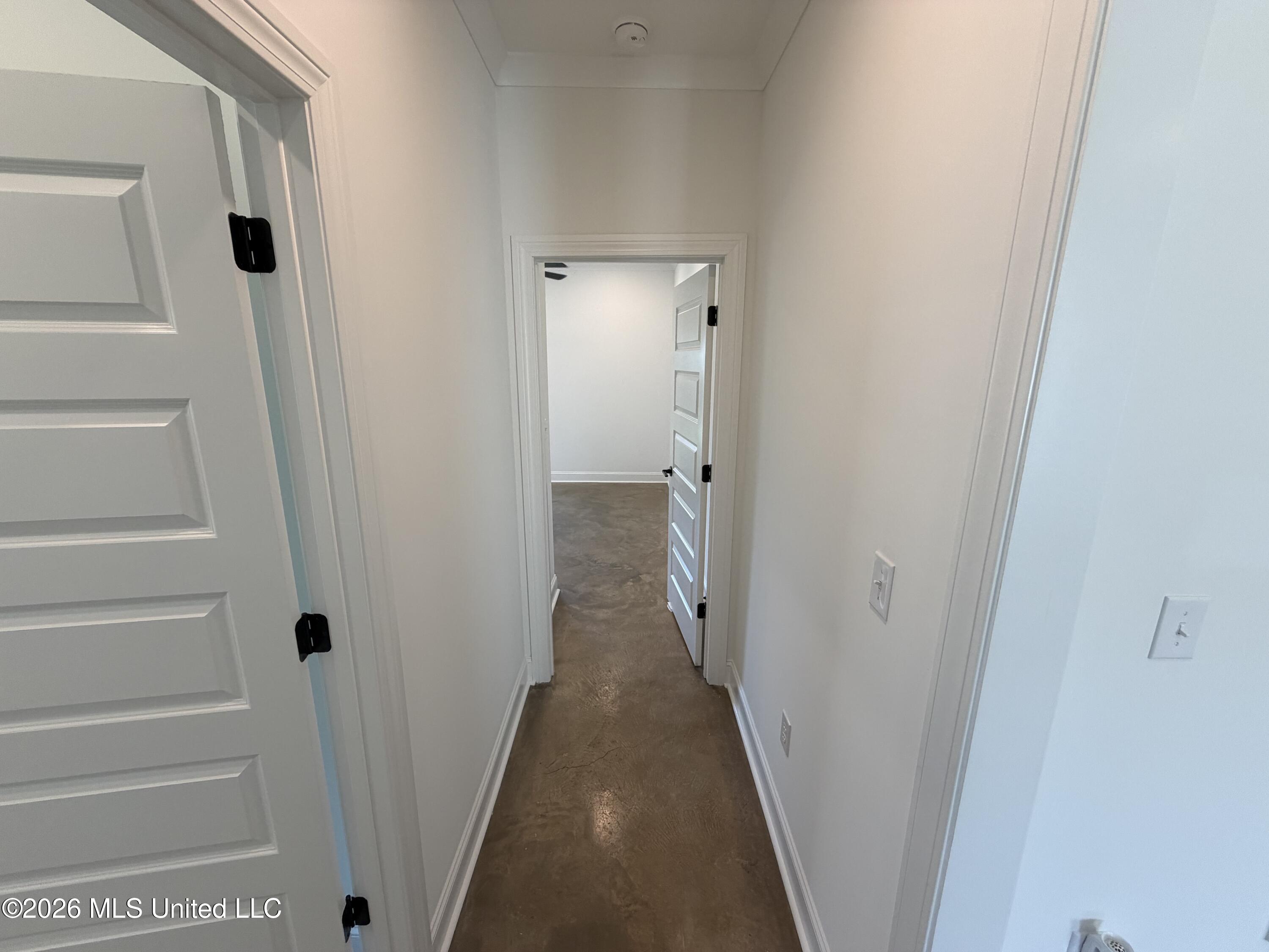 303 Tremont Drive Property Photo 16