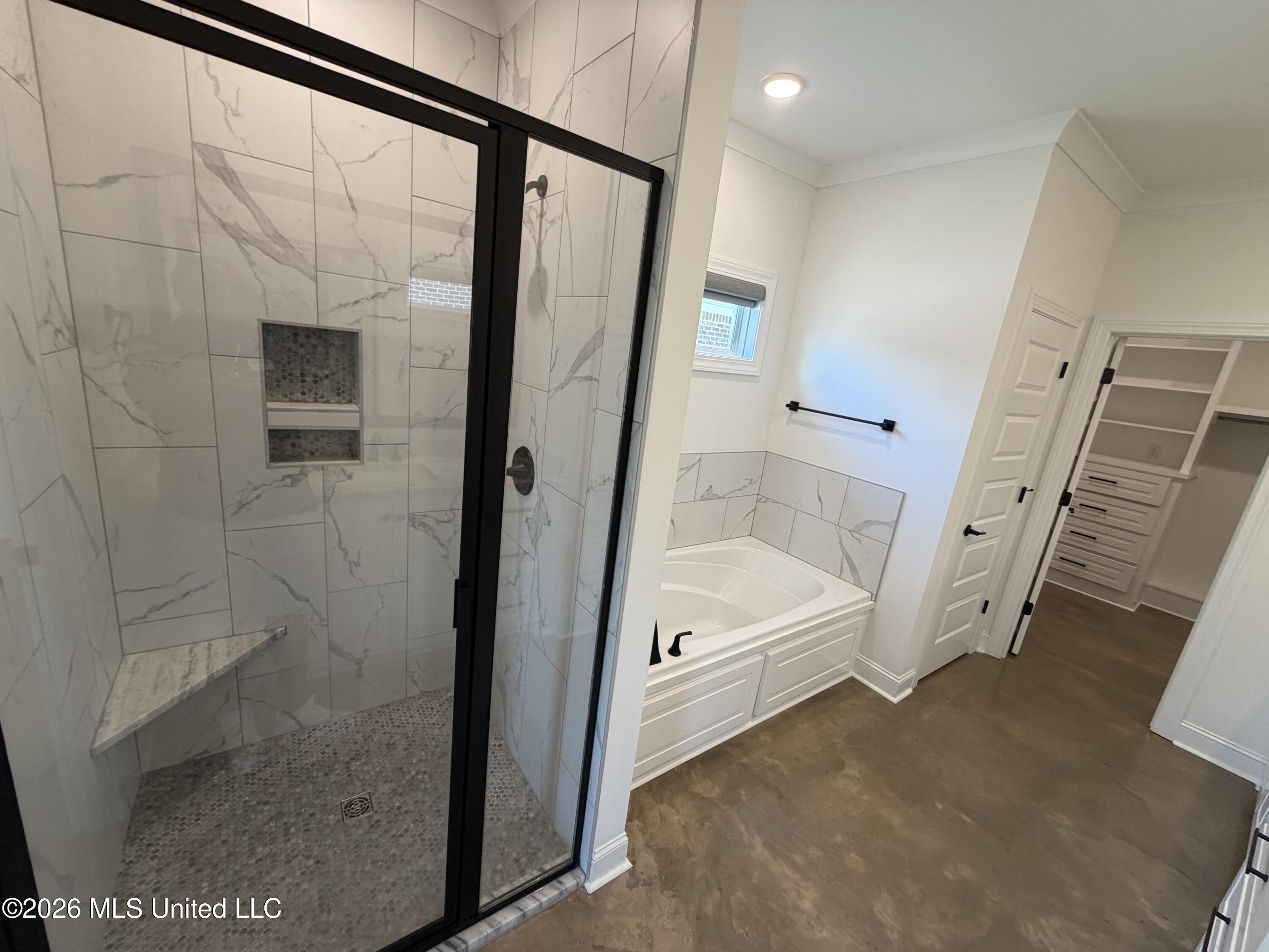 303 Tremont Drive Property Photo 23