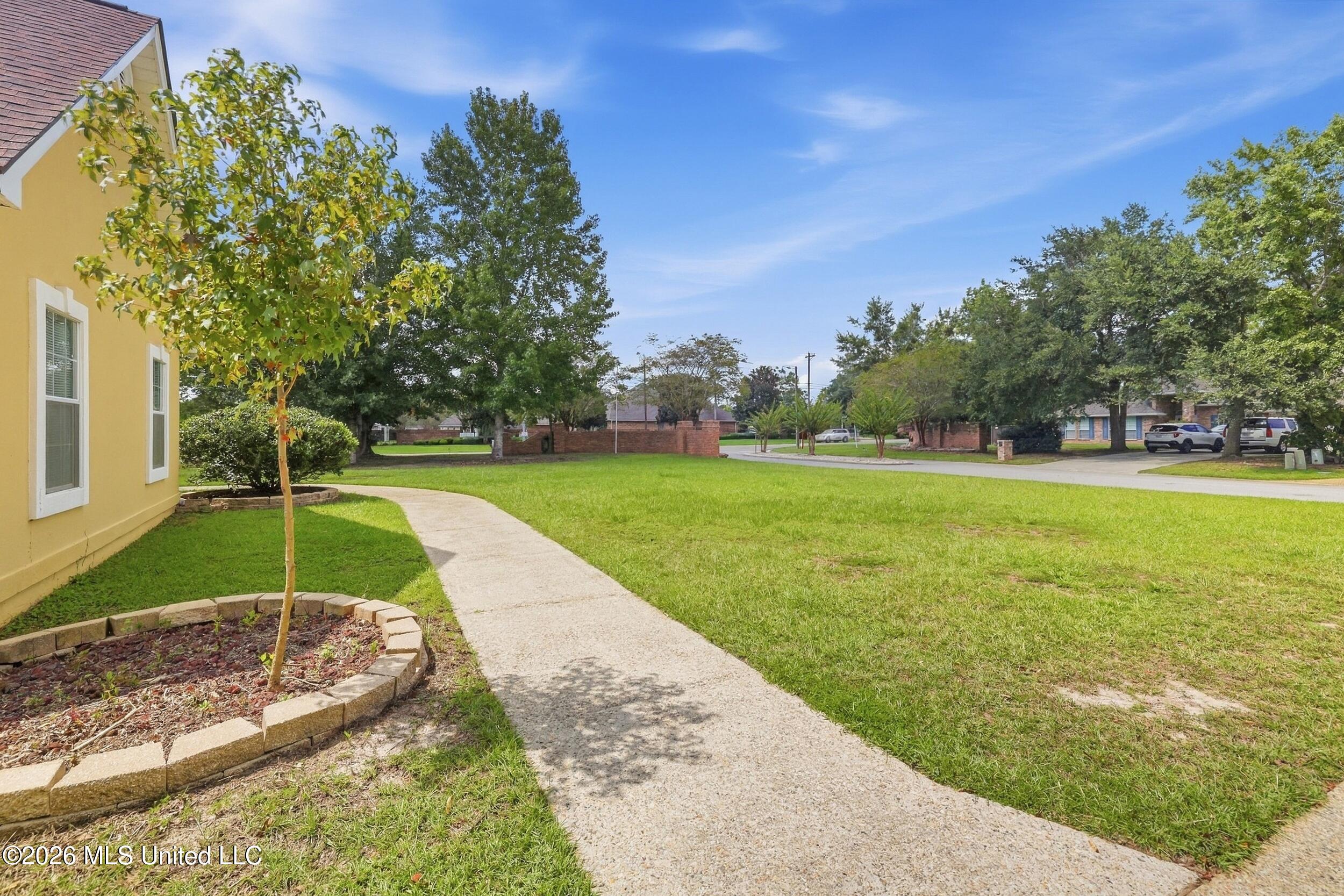 3253 Cypress Creek Drive Property Photo 6