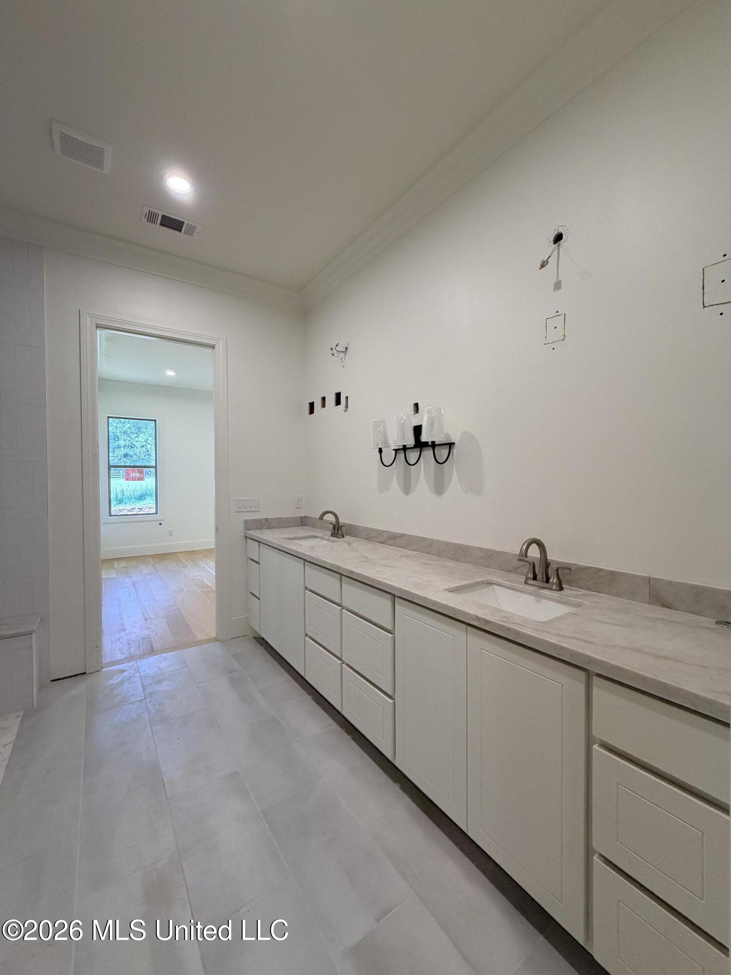 102 Harbor View Drive Property Photo 16