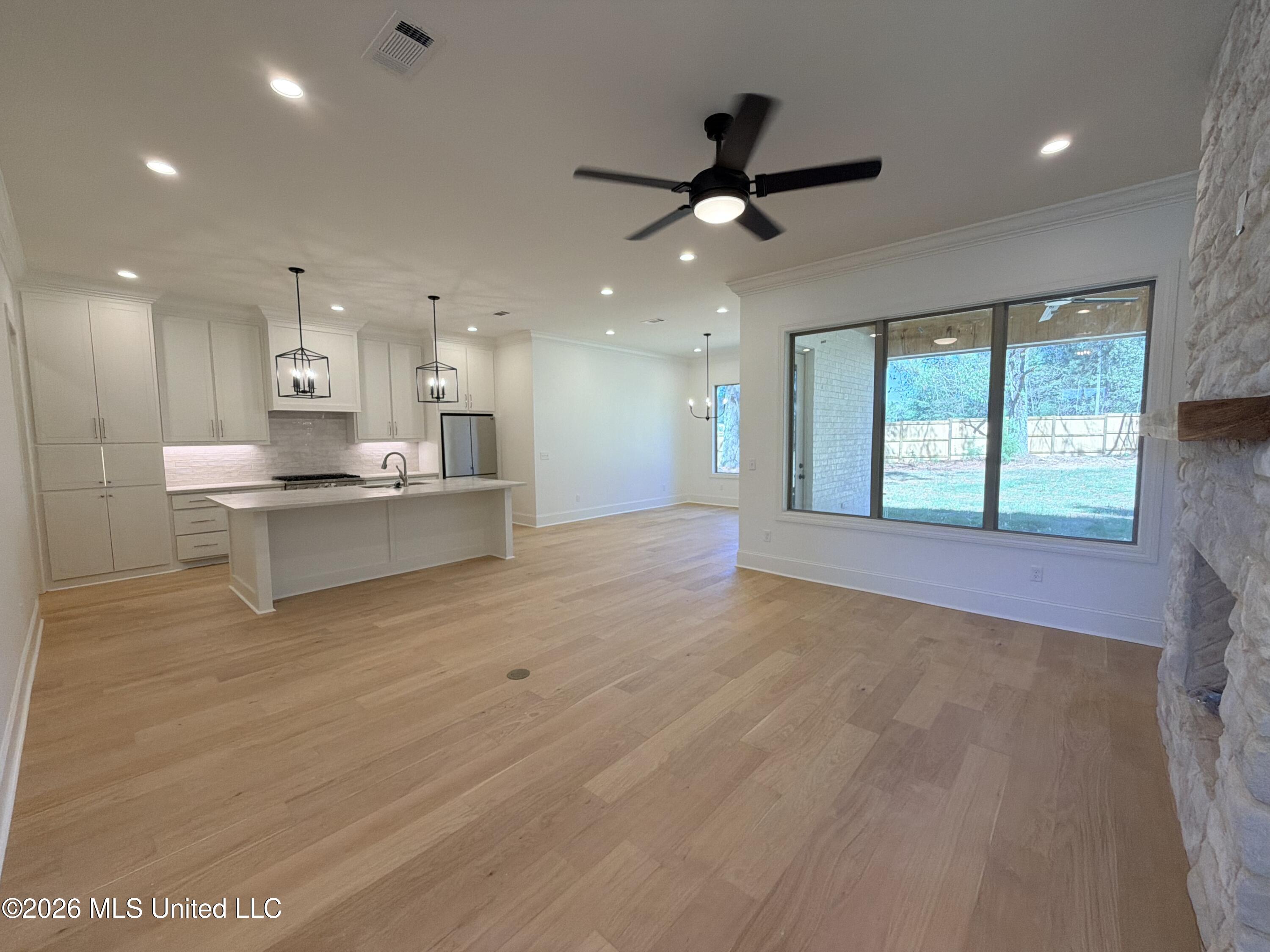 102 Harbor View Drive Property Photo 17