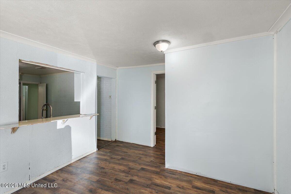 1446 Lakeview Avenue Property Photo 7