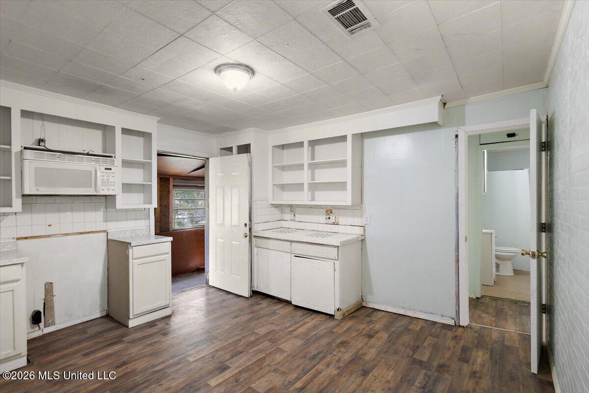 1446 Lakeview Avenue Property Photo 8