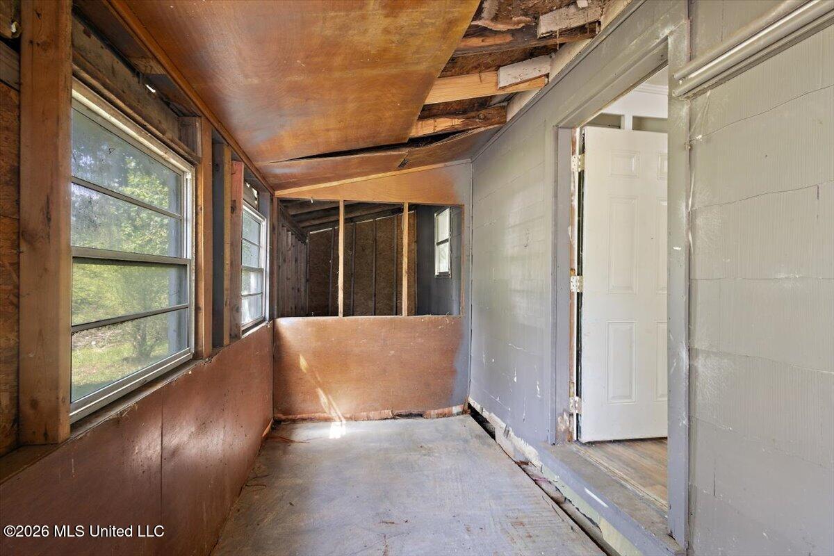 1446 Lakeview Avenue Property Photo 10