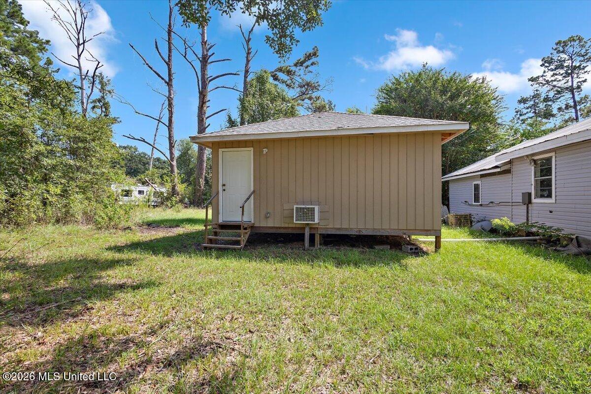 1446 Lakeview Avenue Property Photo 23