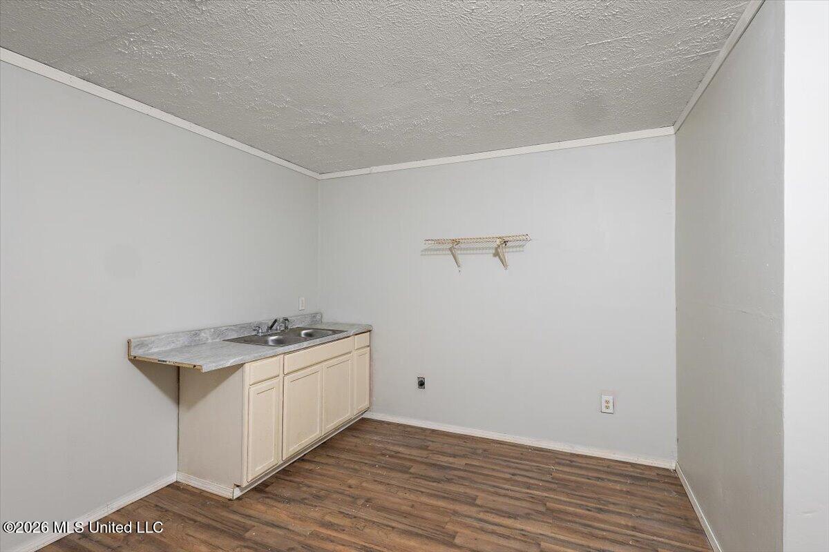 1446 Lakeview Avenue Property Photo 26